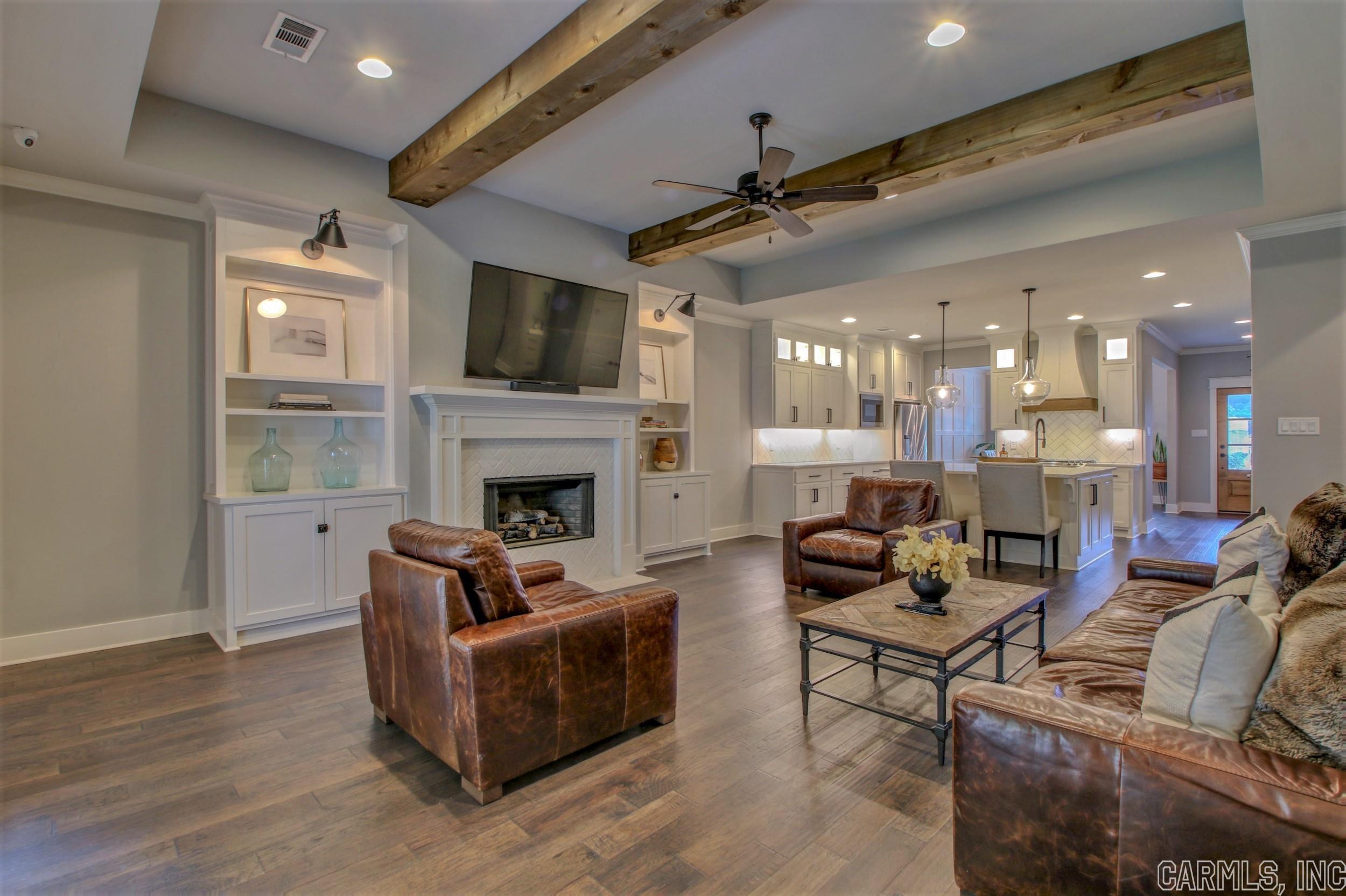 WILDWOOD PLACE - Residential