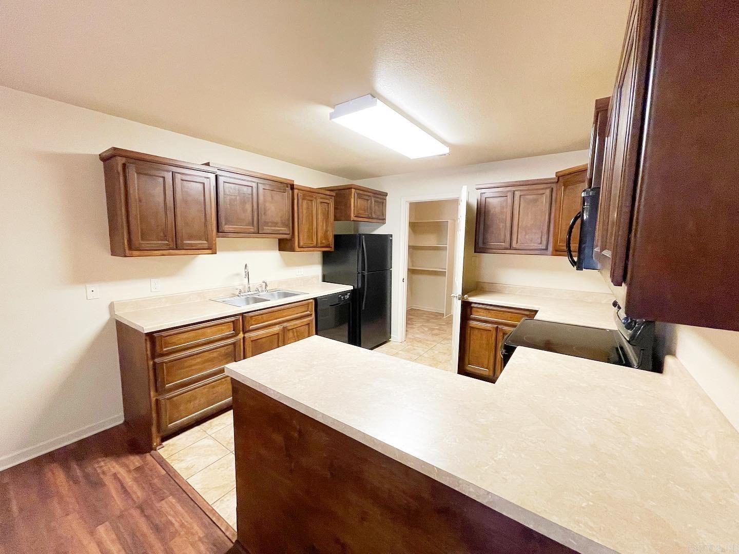 Peaceful Hills - Residential Lease