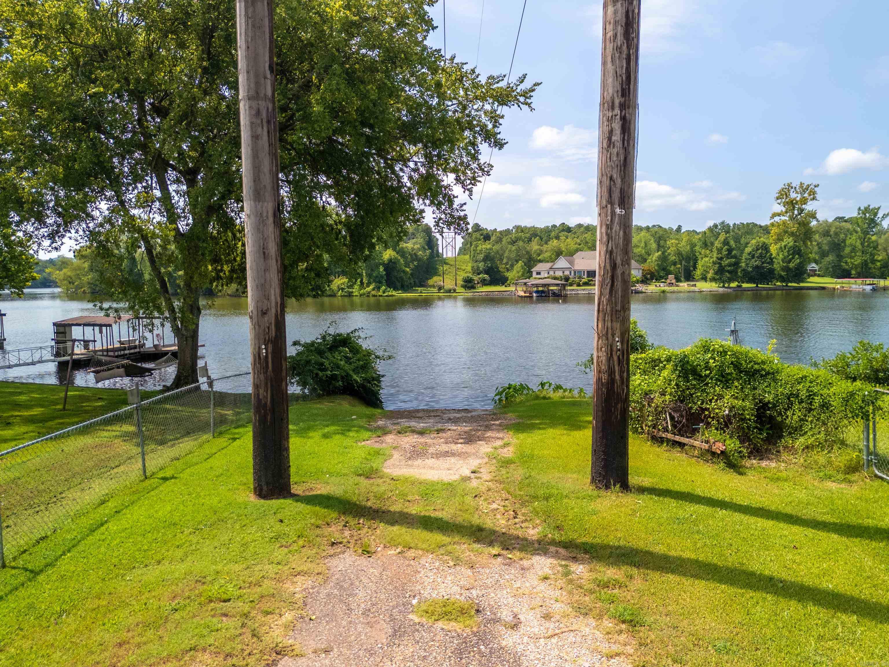 PARK SHORES - Residential