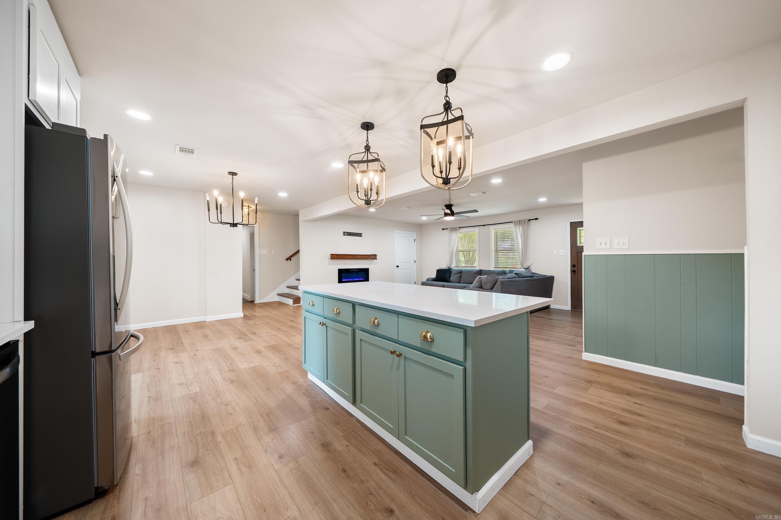 PARK SHORES - Residential