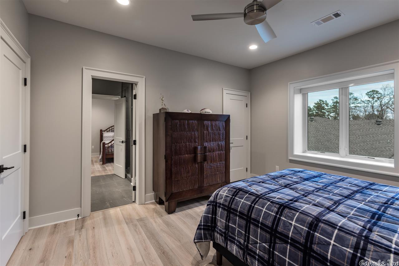 CHENAL VALLEY HALLEN COURT - Residential