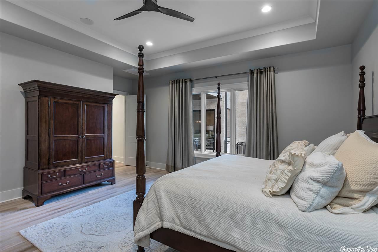 CHENAL VALLEY HALLEN COURT - Residential