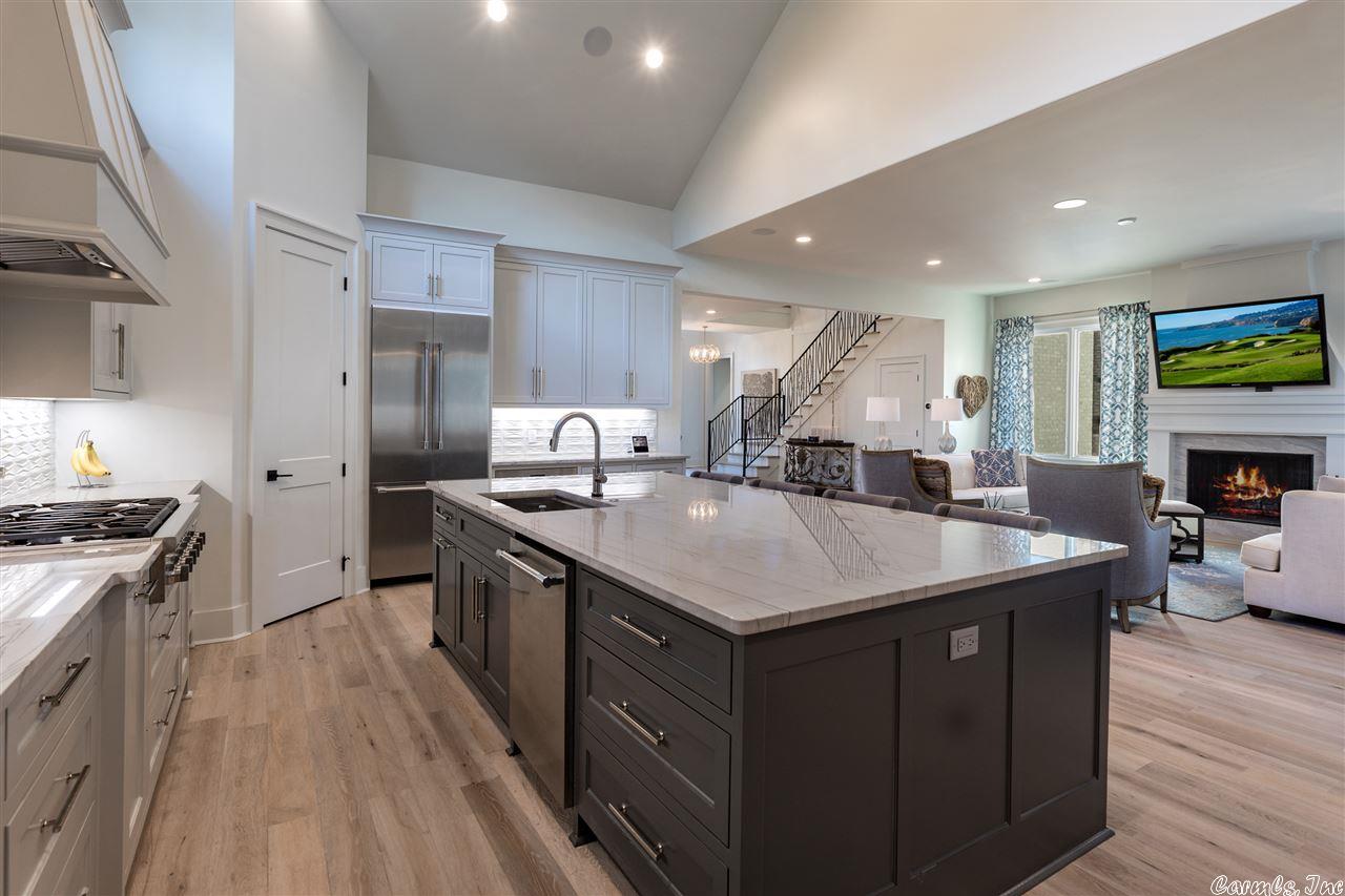 CHENAL VALLEY HALLEN COURT - Residential