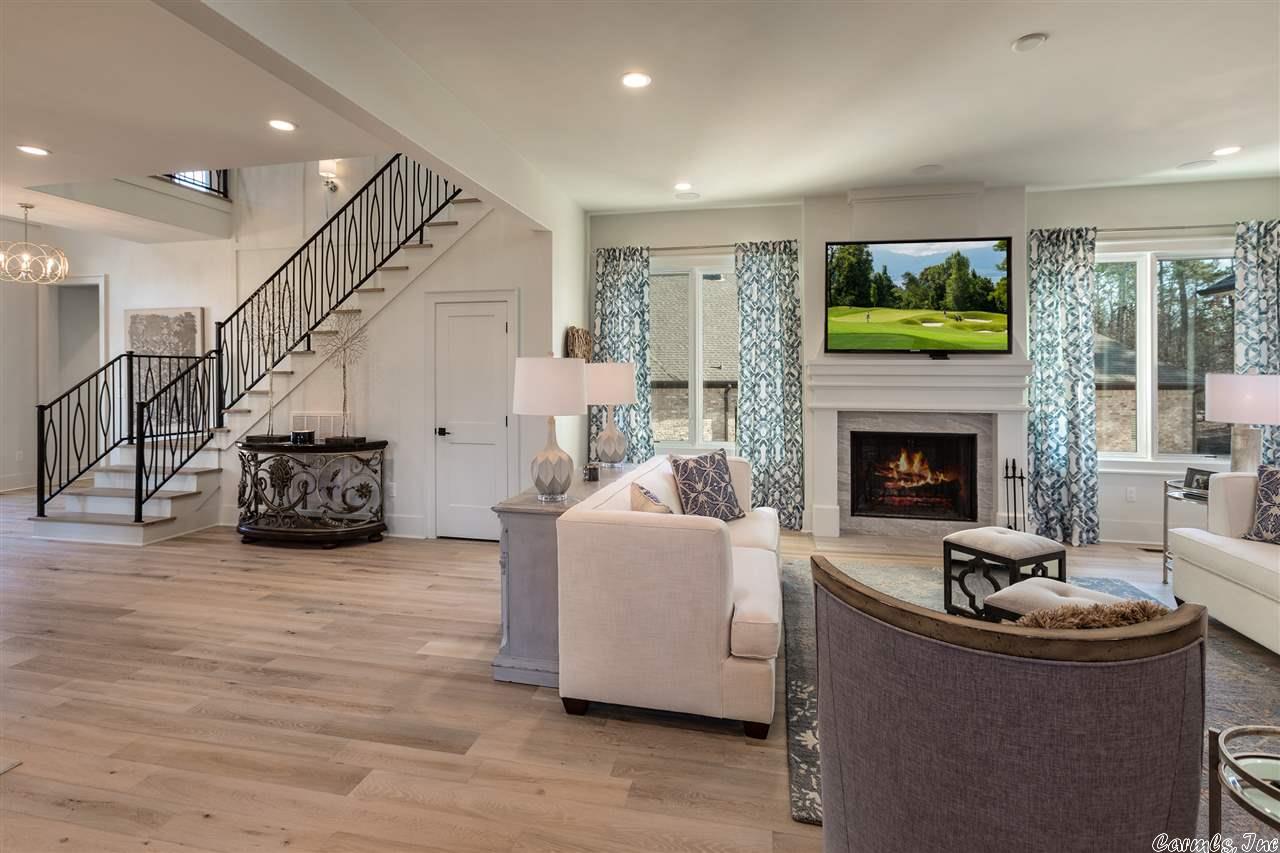 CHENAL VALLEY HALLEN COURT - Residential