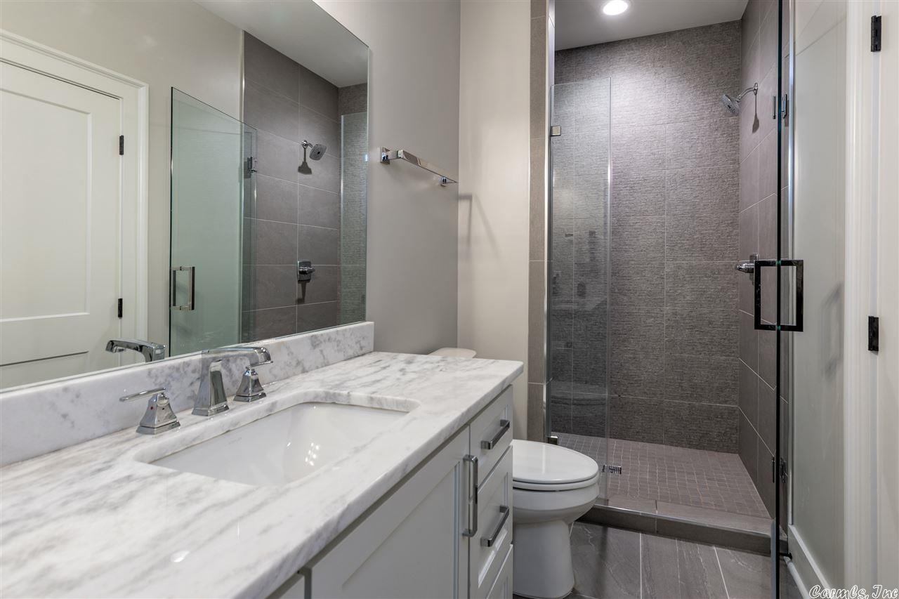 CHENAL VALLEY HALLEN COURT - Residential