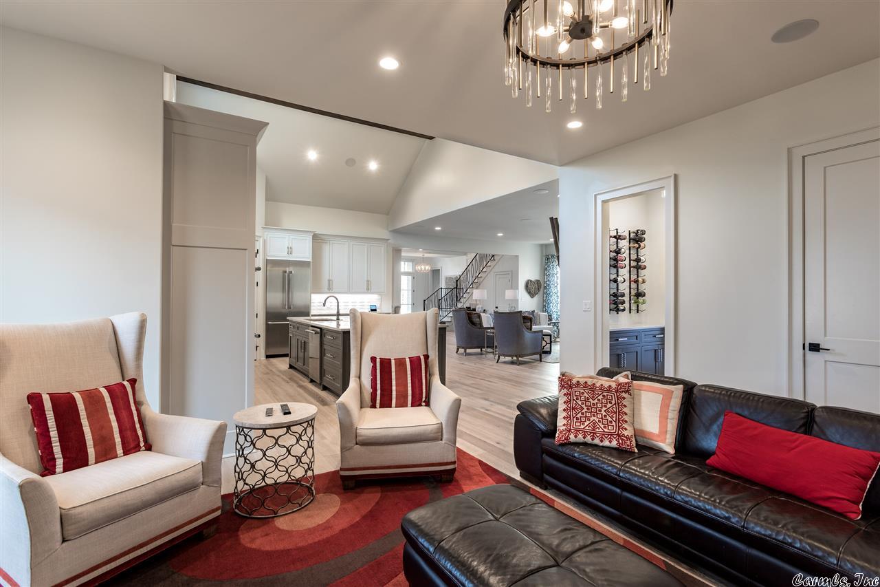 CHENAL VALLEY HALLEN COURT - Residential