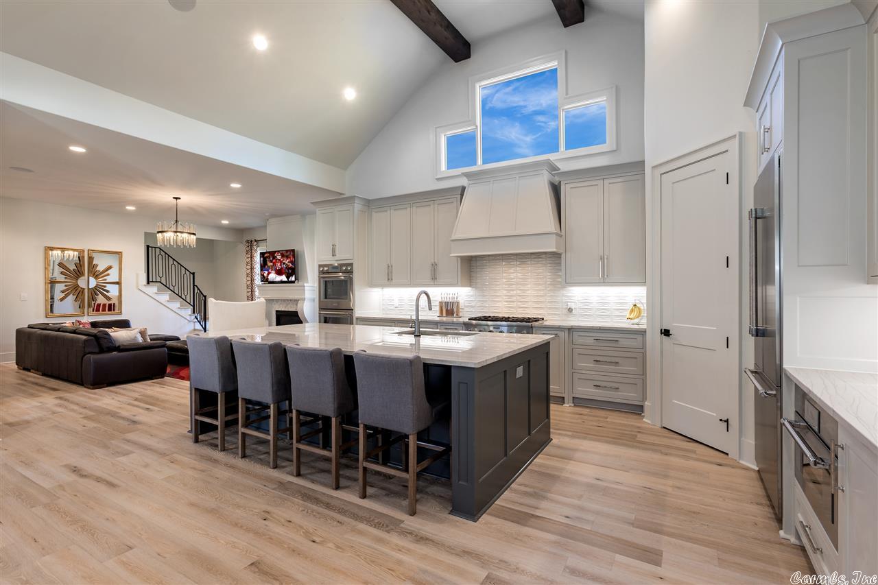 CHENAL VALLEY HALLEN COURT - Residential