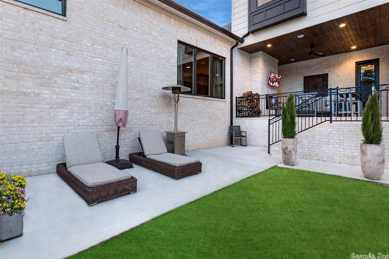 CHENAL VALLEY HALLEN COURT - Residential