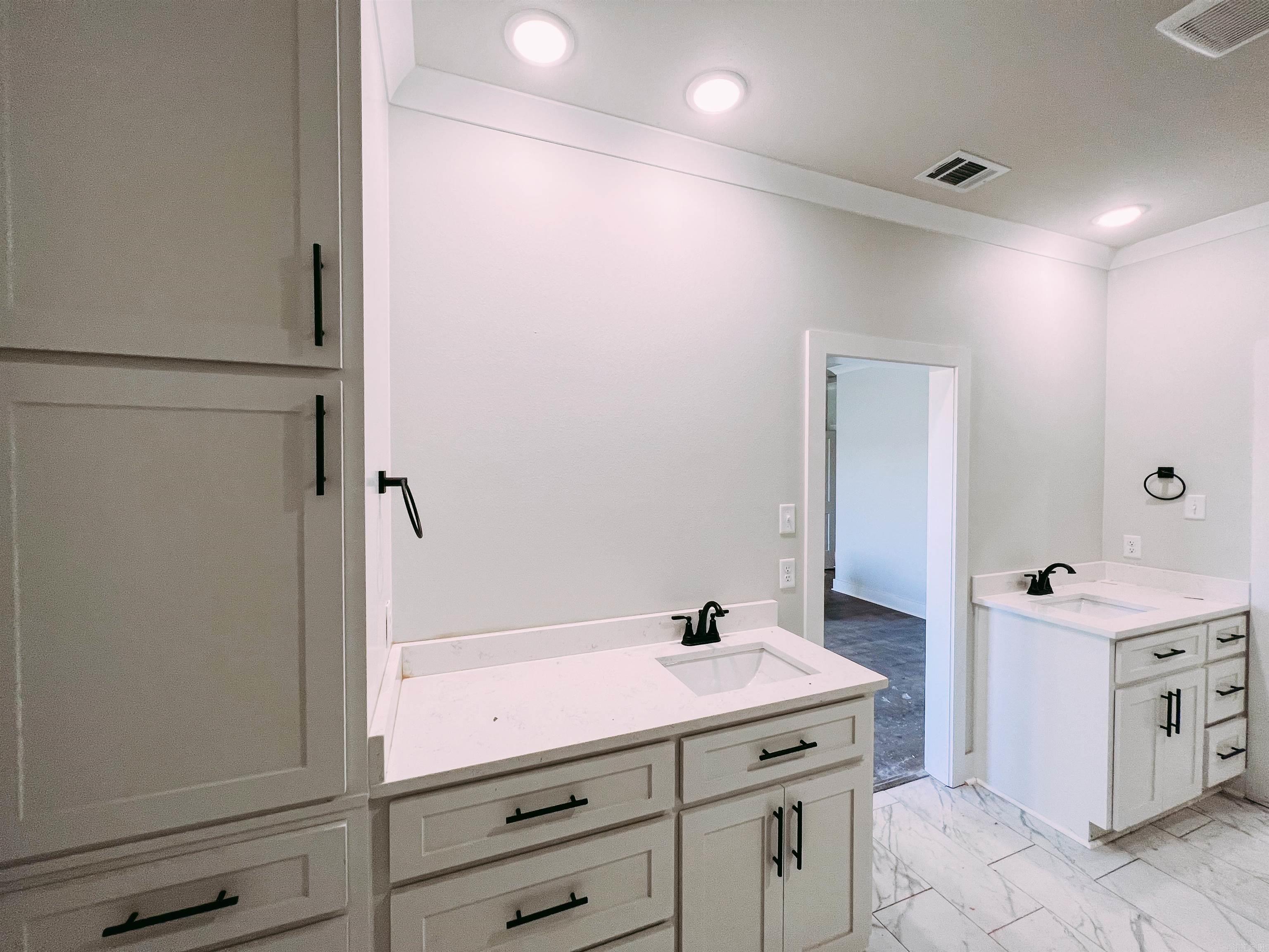 JACKSON ACRES - Residential