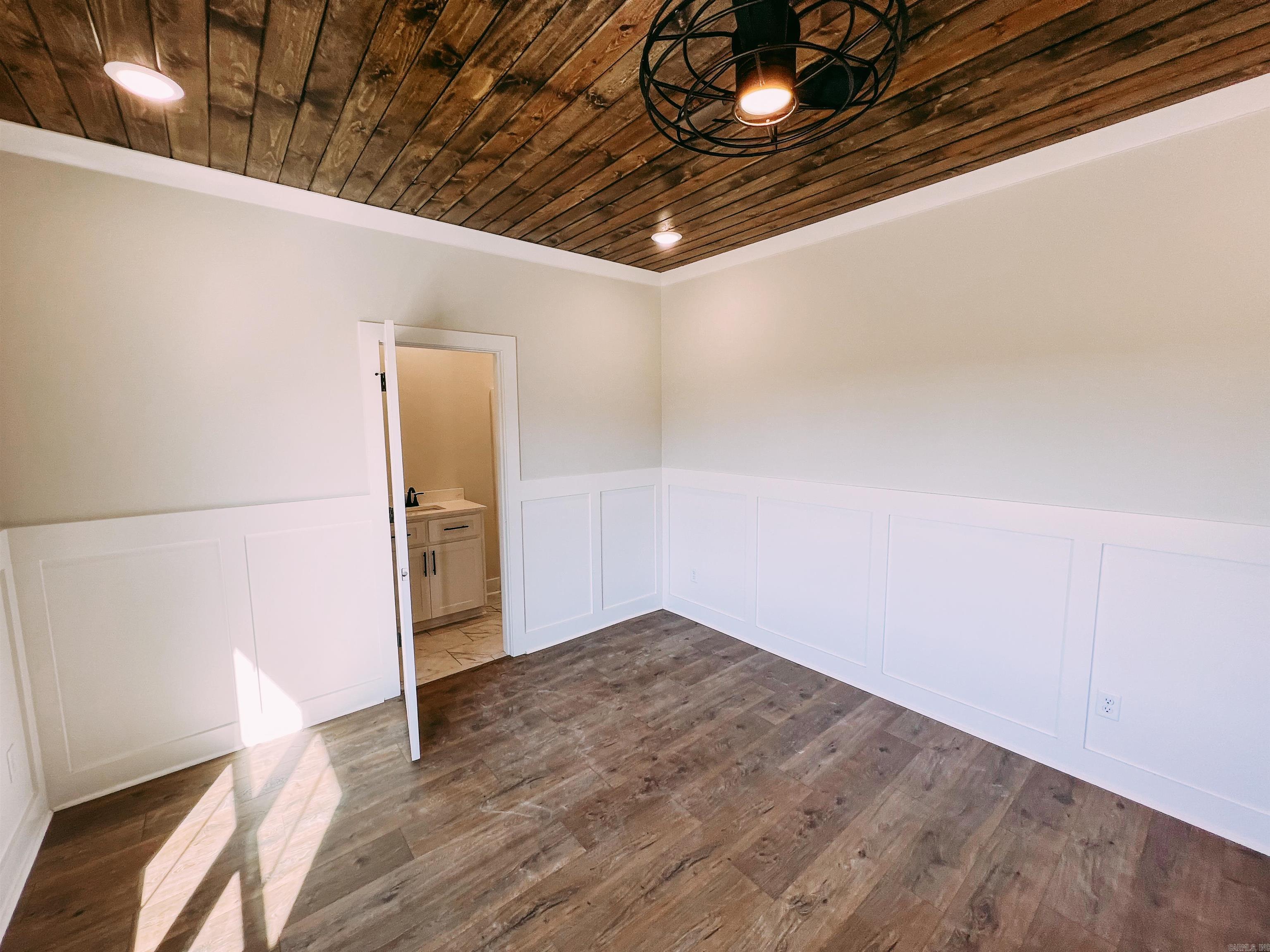 JACKSON ACRES - Residential