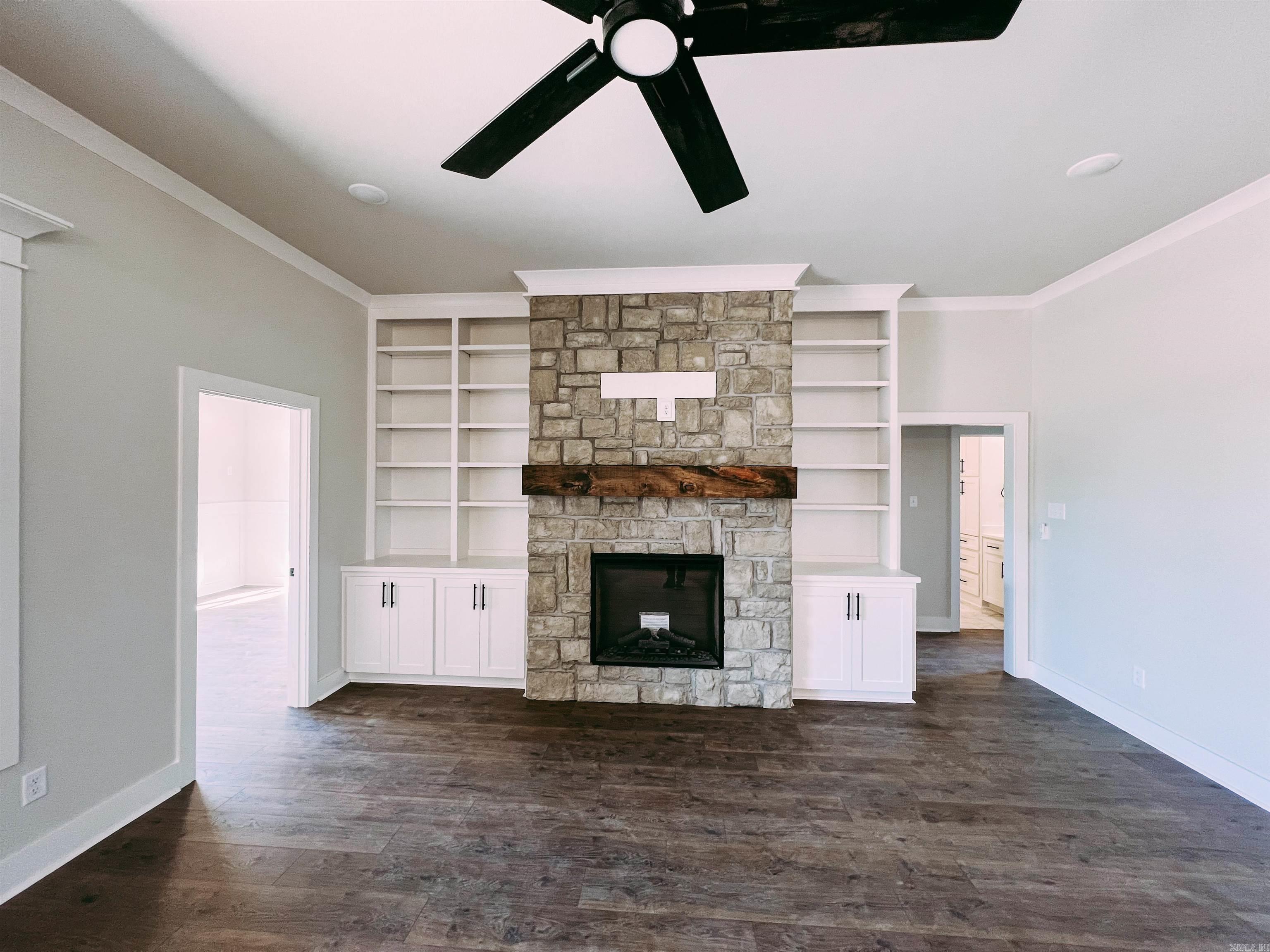 JACKSON ACRES - Residential
