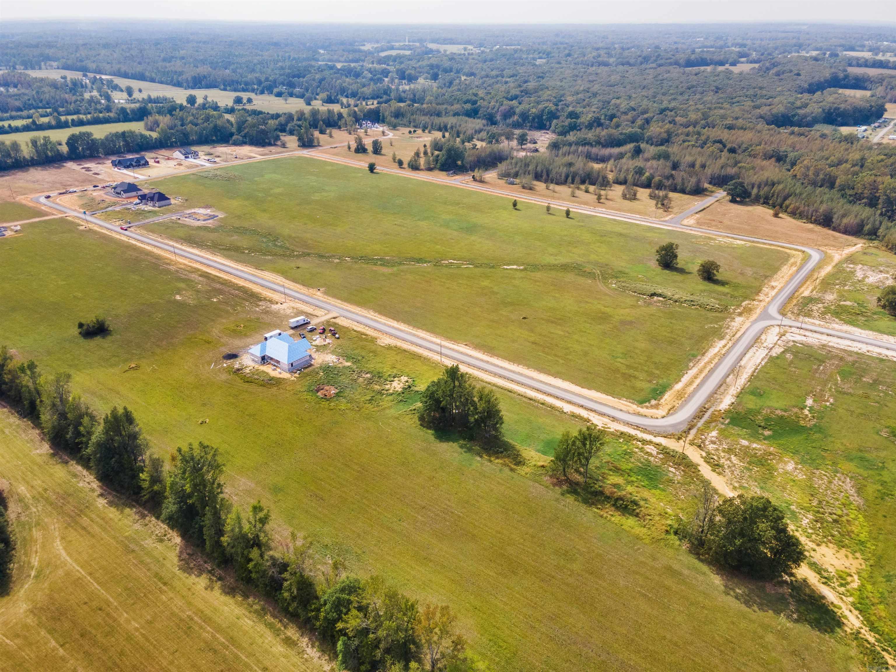 JACKSON ACRES - Residential