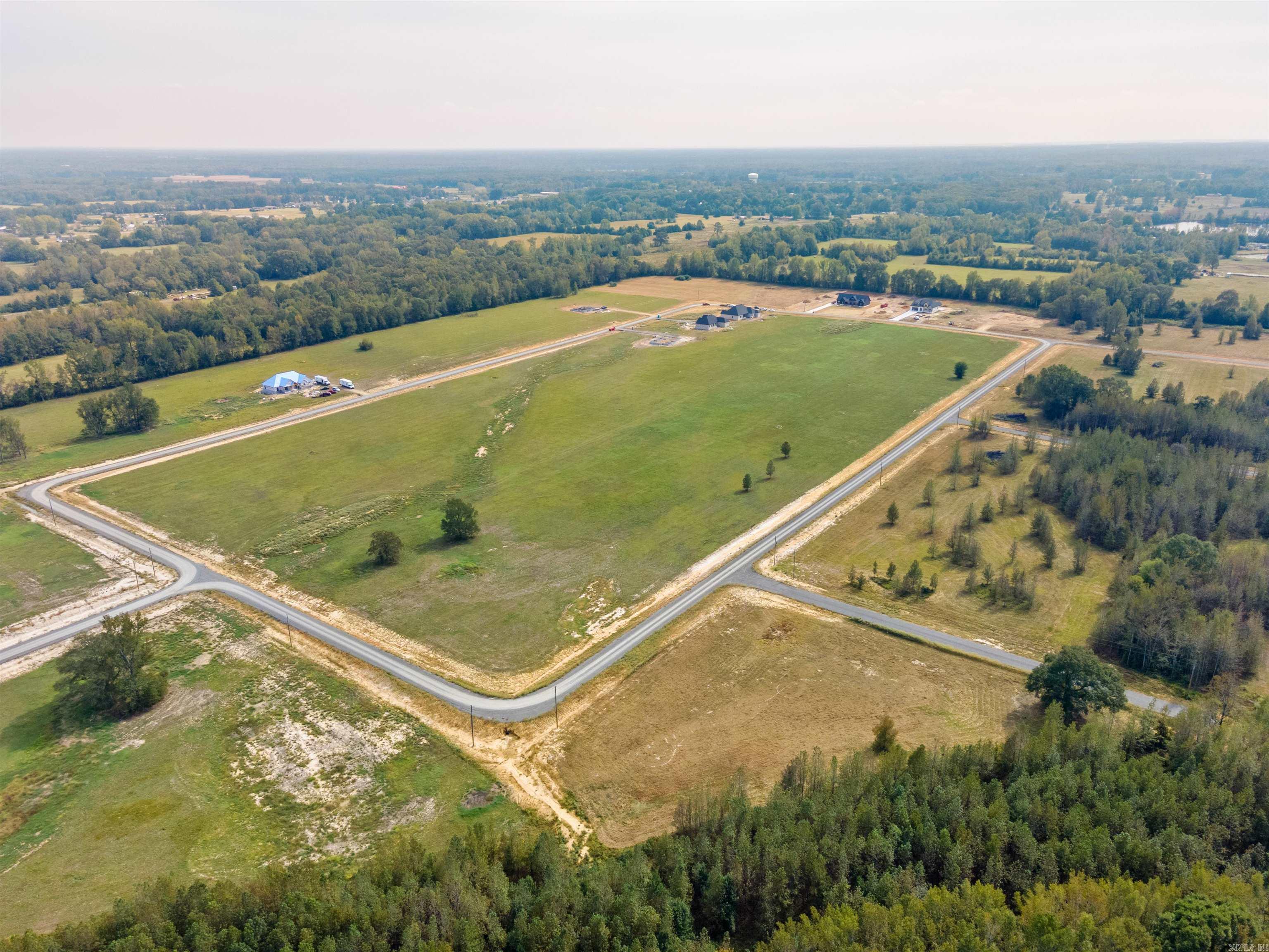JACKSON ACRES - Residential