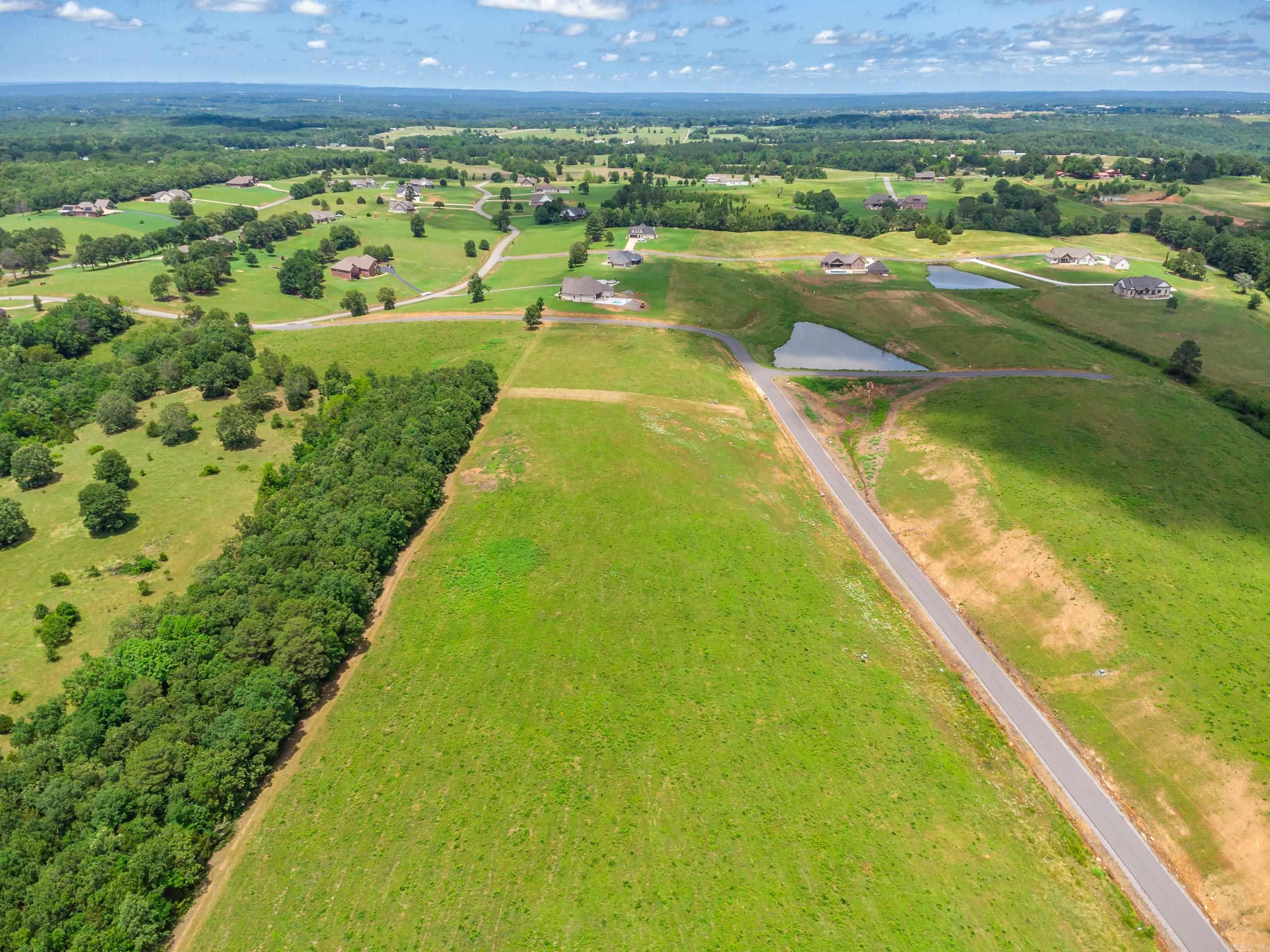 Woodridge - Land