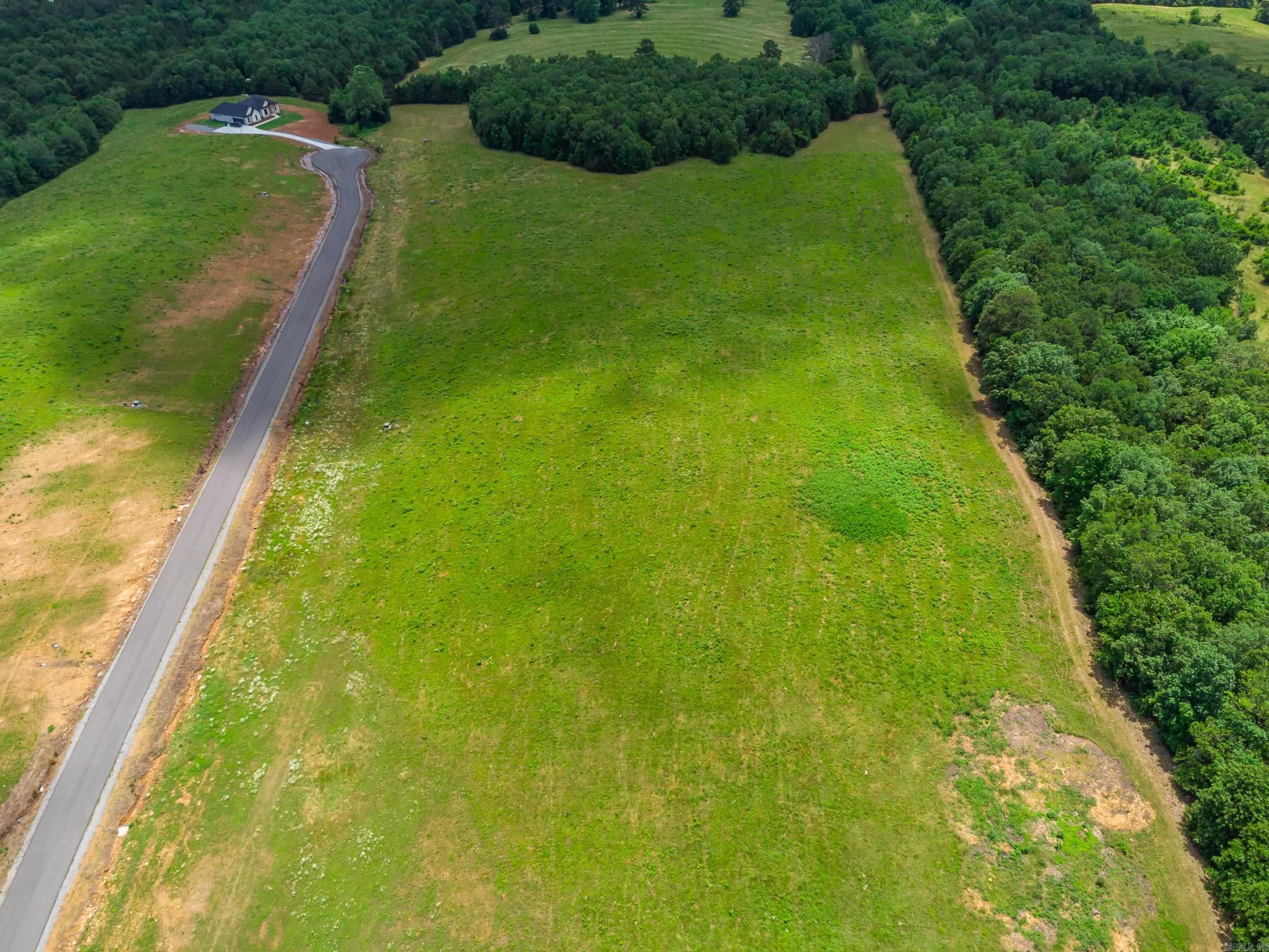 Woodridge - Land