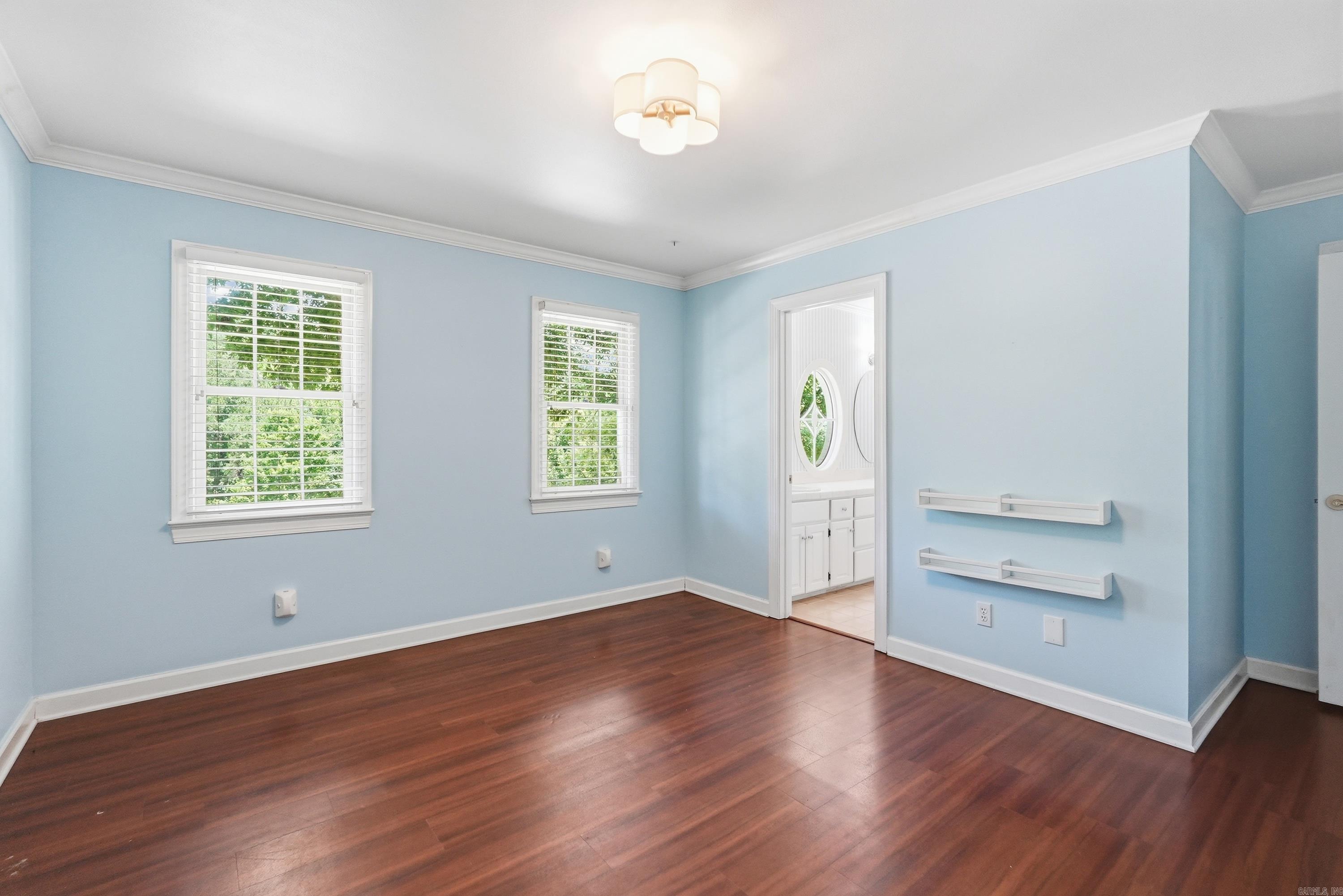 CARRIAGE CREEK - Residential