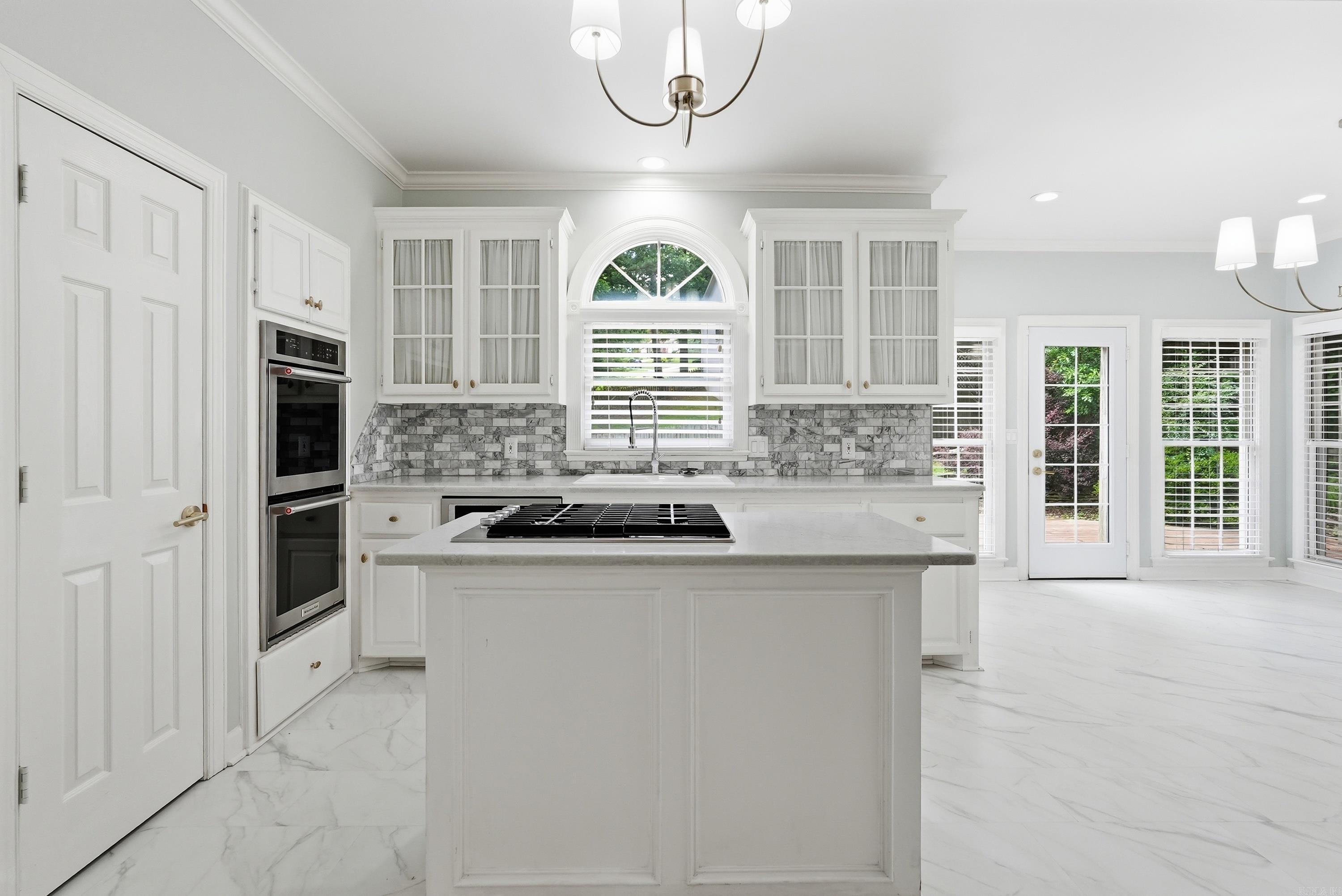CARRIAGE CREEK - Residential