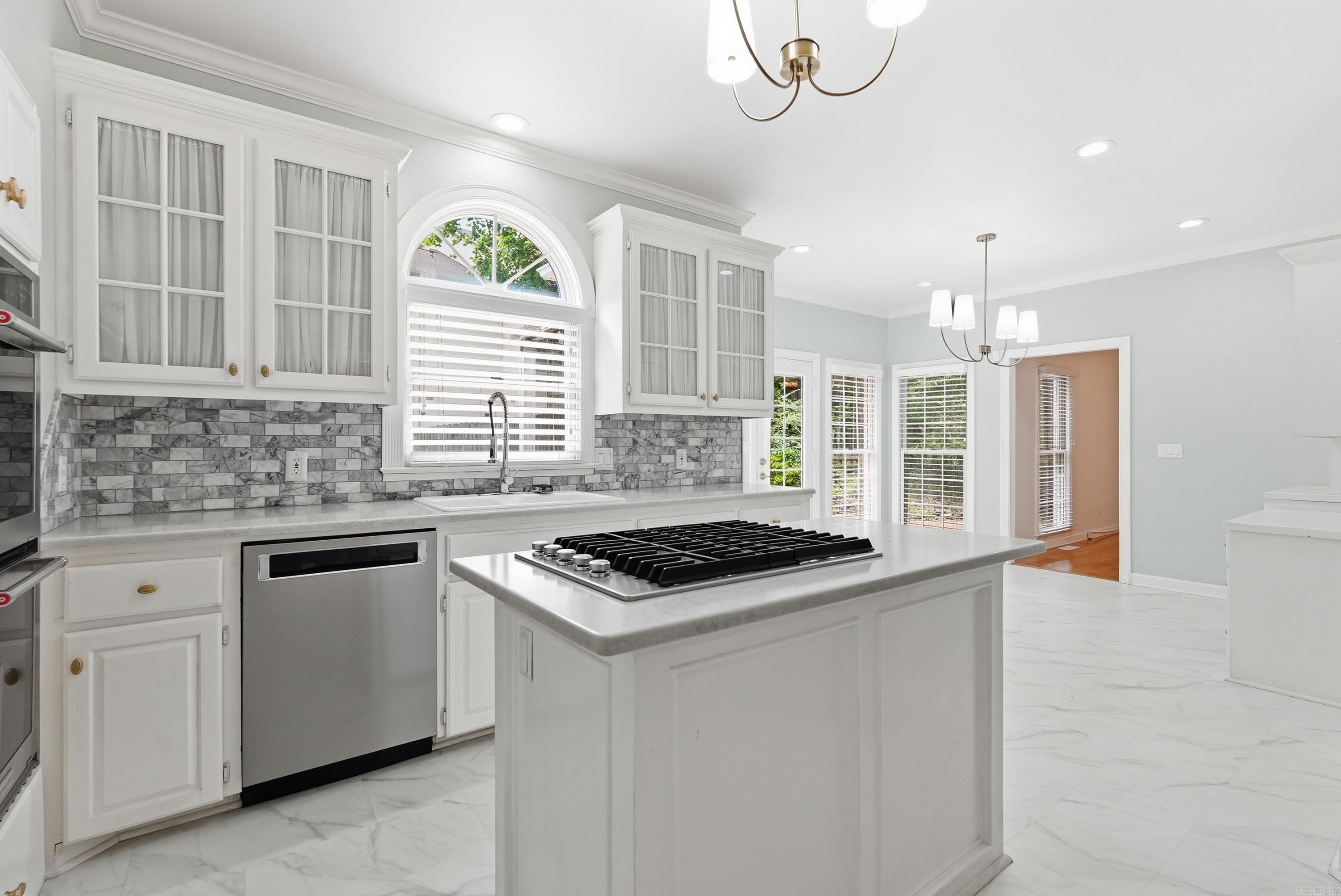 CARRIAGE CREEK - Residential