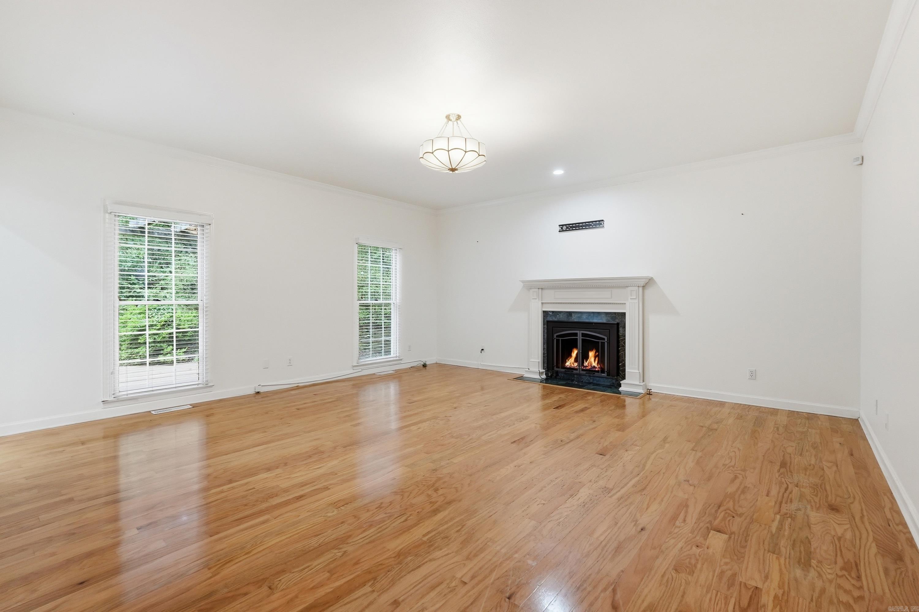 CARRIAGE CREEK - Residential
