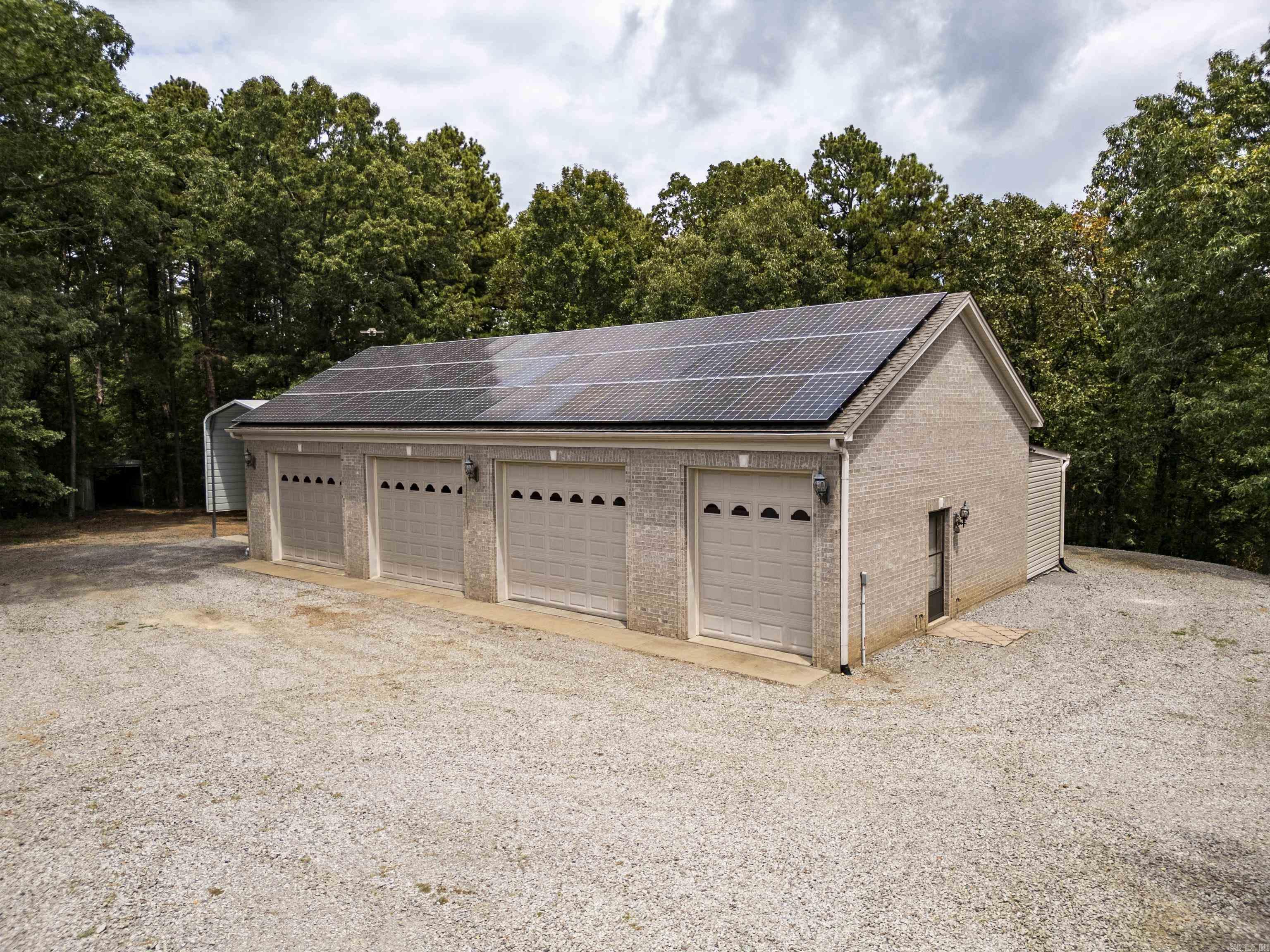FAIRVIEW LAKE ESTATES - Residential