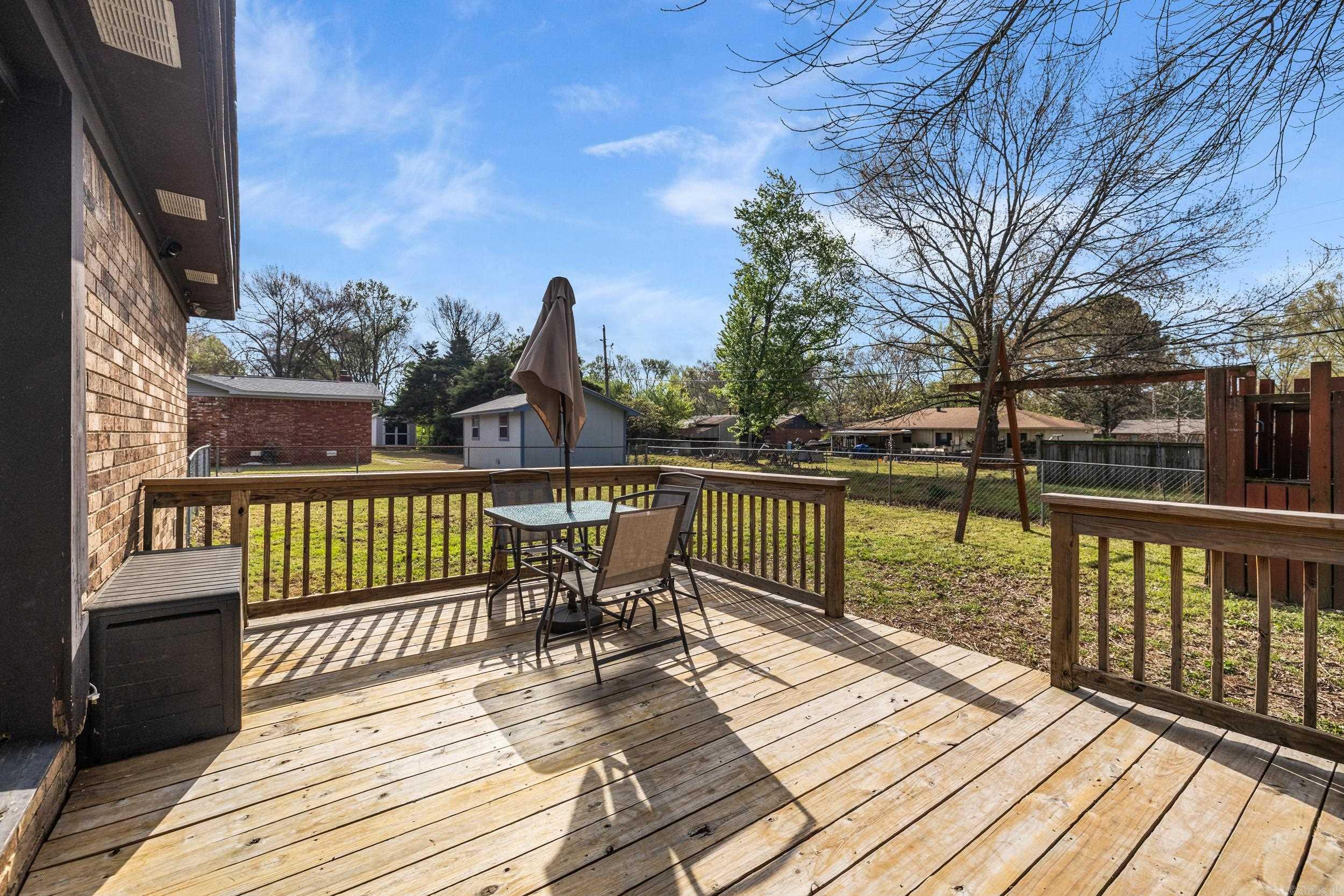 OAK MEADOWS - Residential