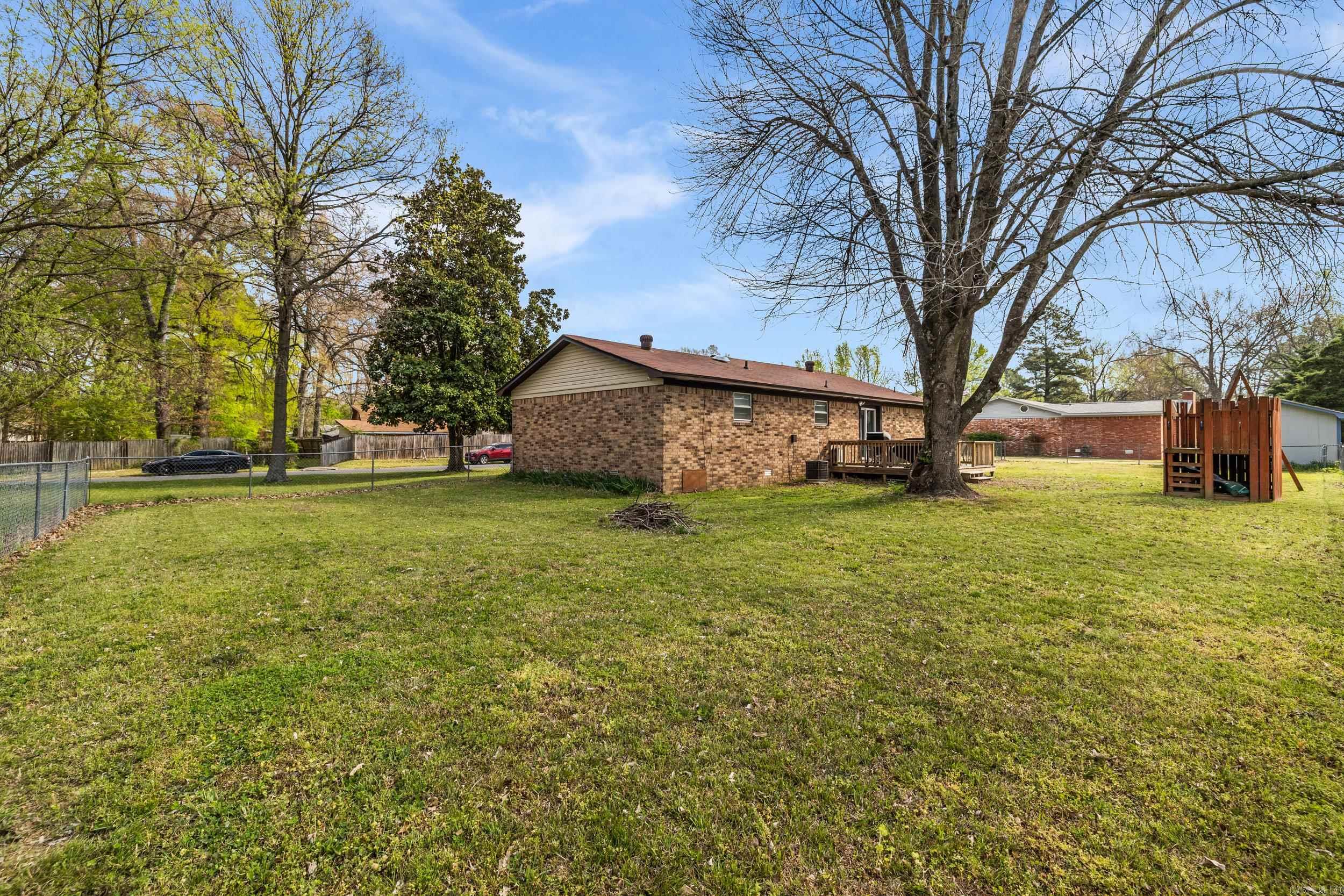 OAK MEADOWS - Residential