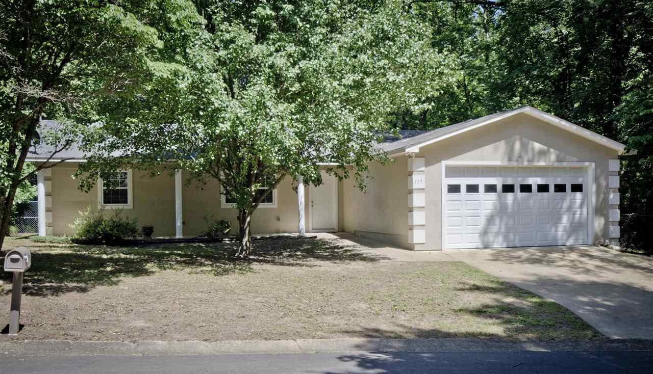 Perfect little doll house at the end of a well kept street of houses.  Built by a builder for his mother in law so this is a well built newer home for the area.  Clean neat  place perfect for a family just starting out or a great retirement home.