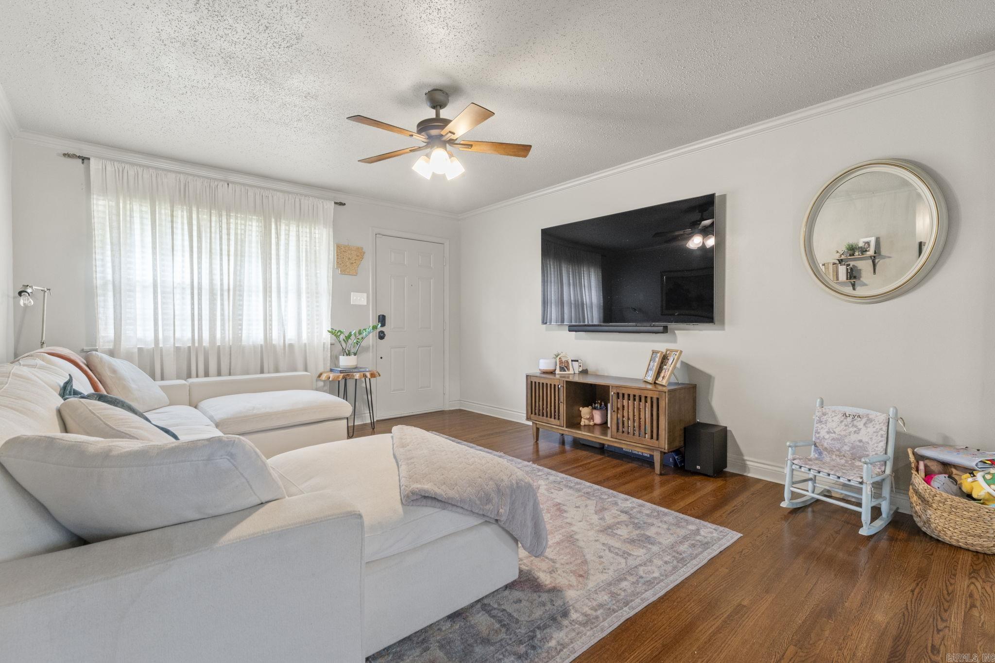 PIKE VIEW - Residential