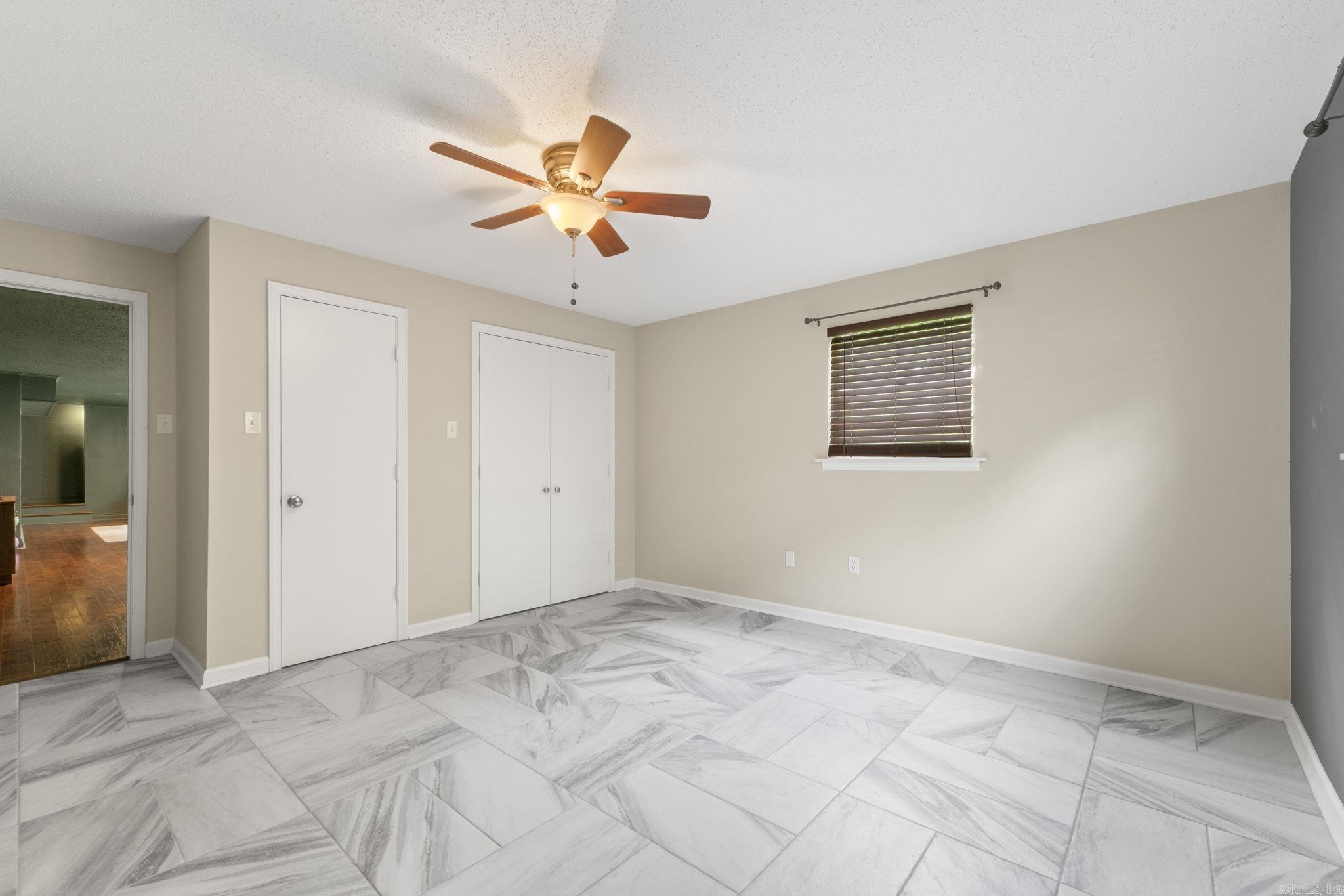 PIKE VIEW - Residential