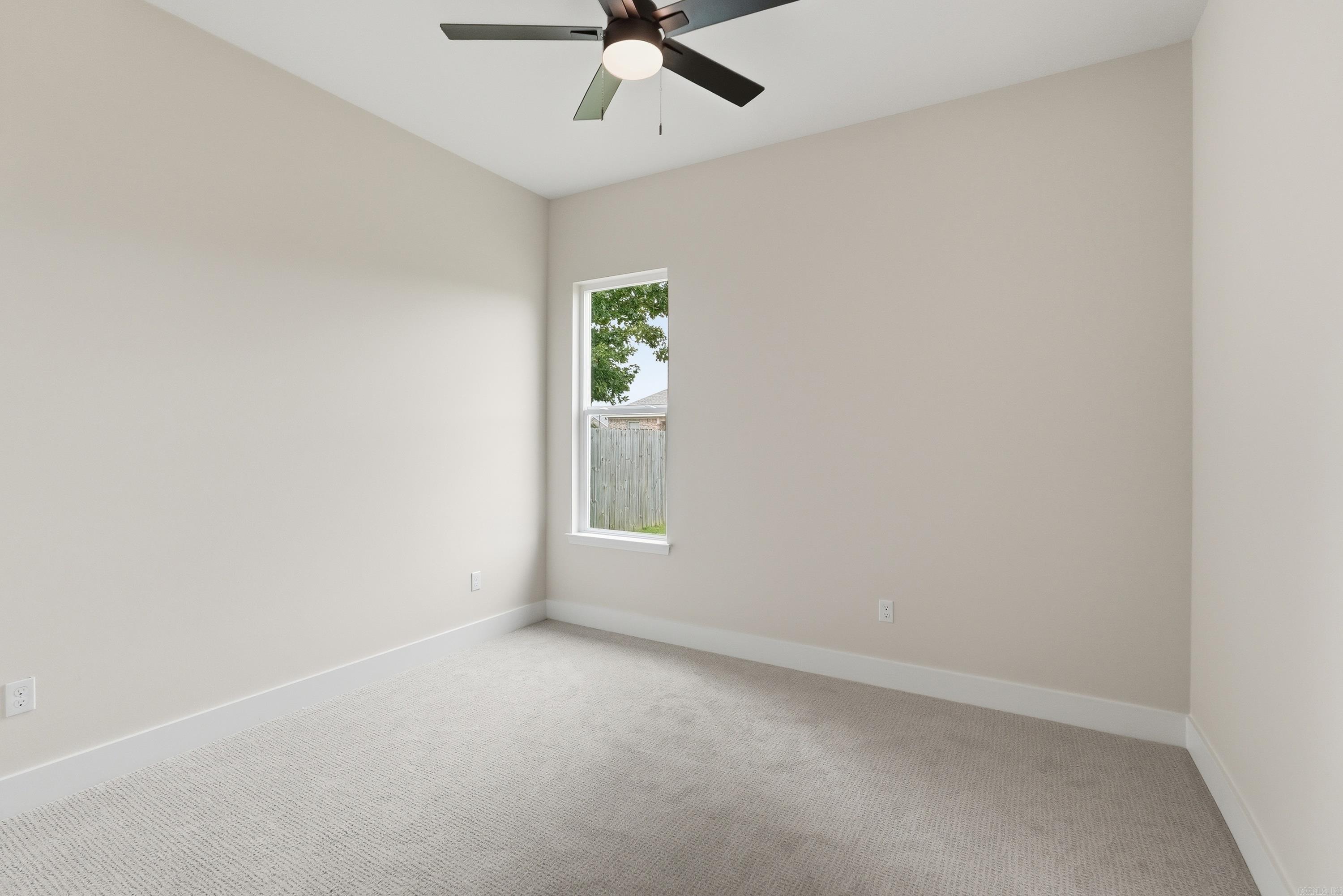 KENWOOD ESTATES - Residential