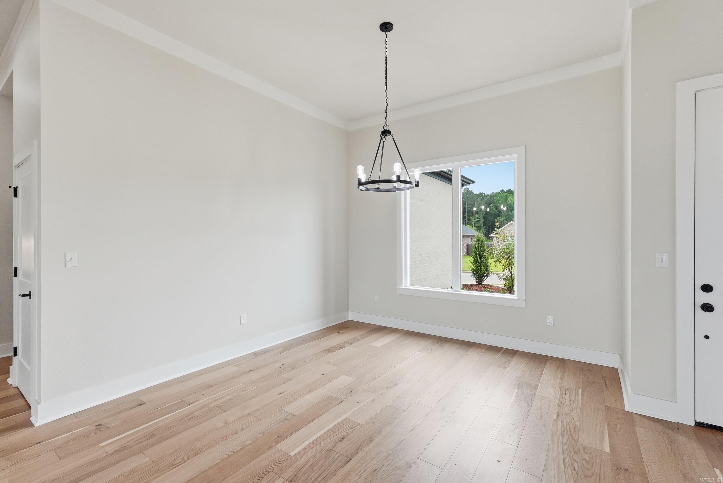 KENWOOD ESTATES - Residential