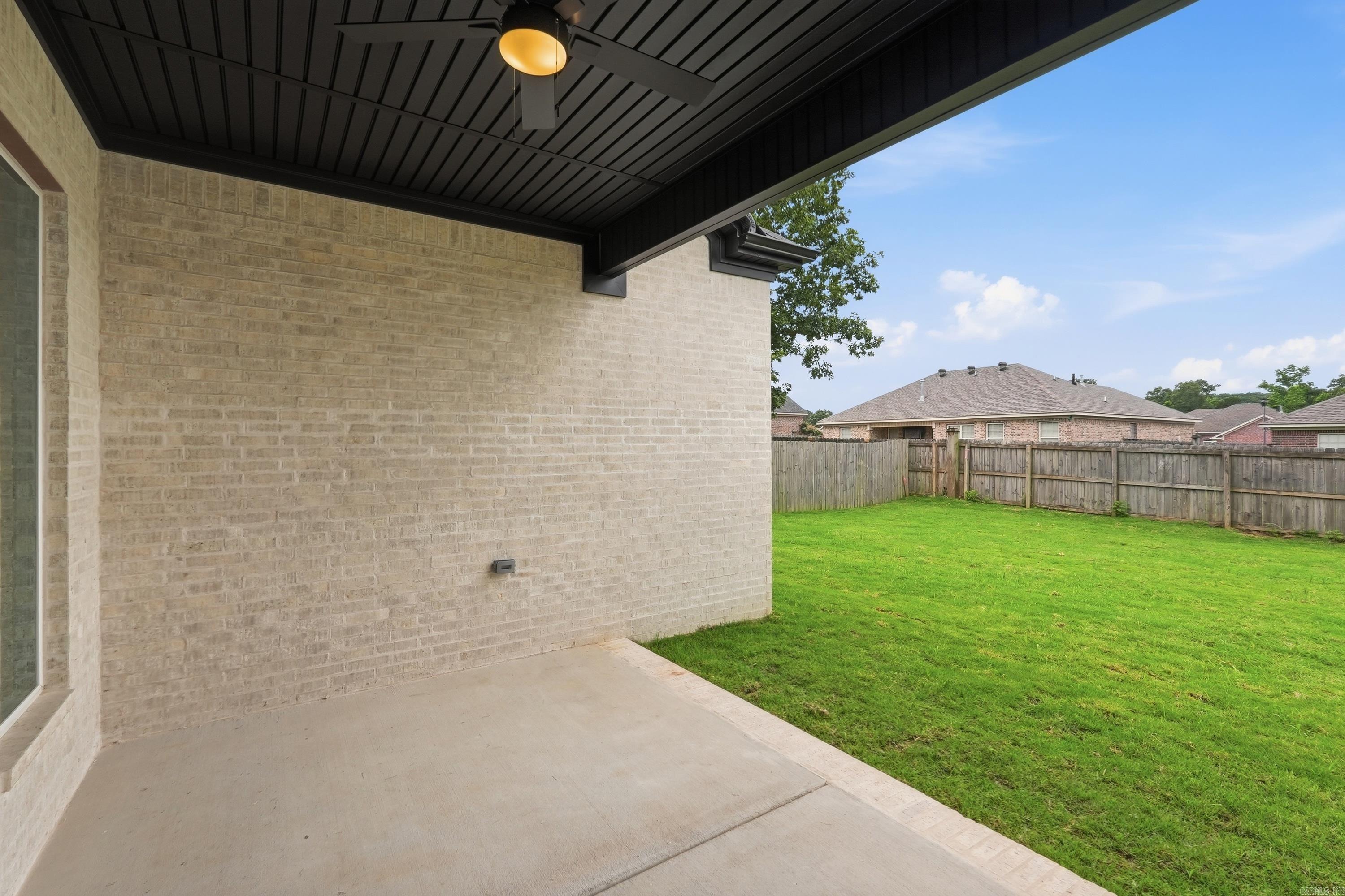 KENWOOD ESTATES - Residential