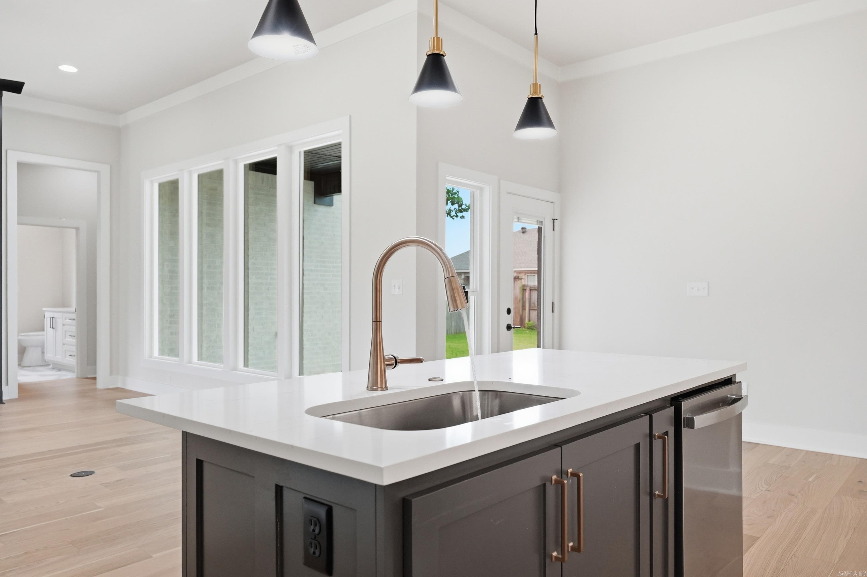 KENWOOD ESTATES - Residential