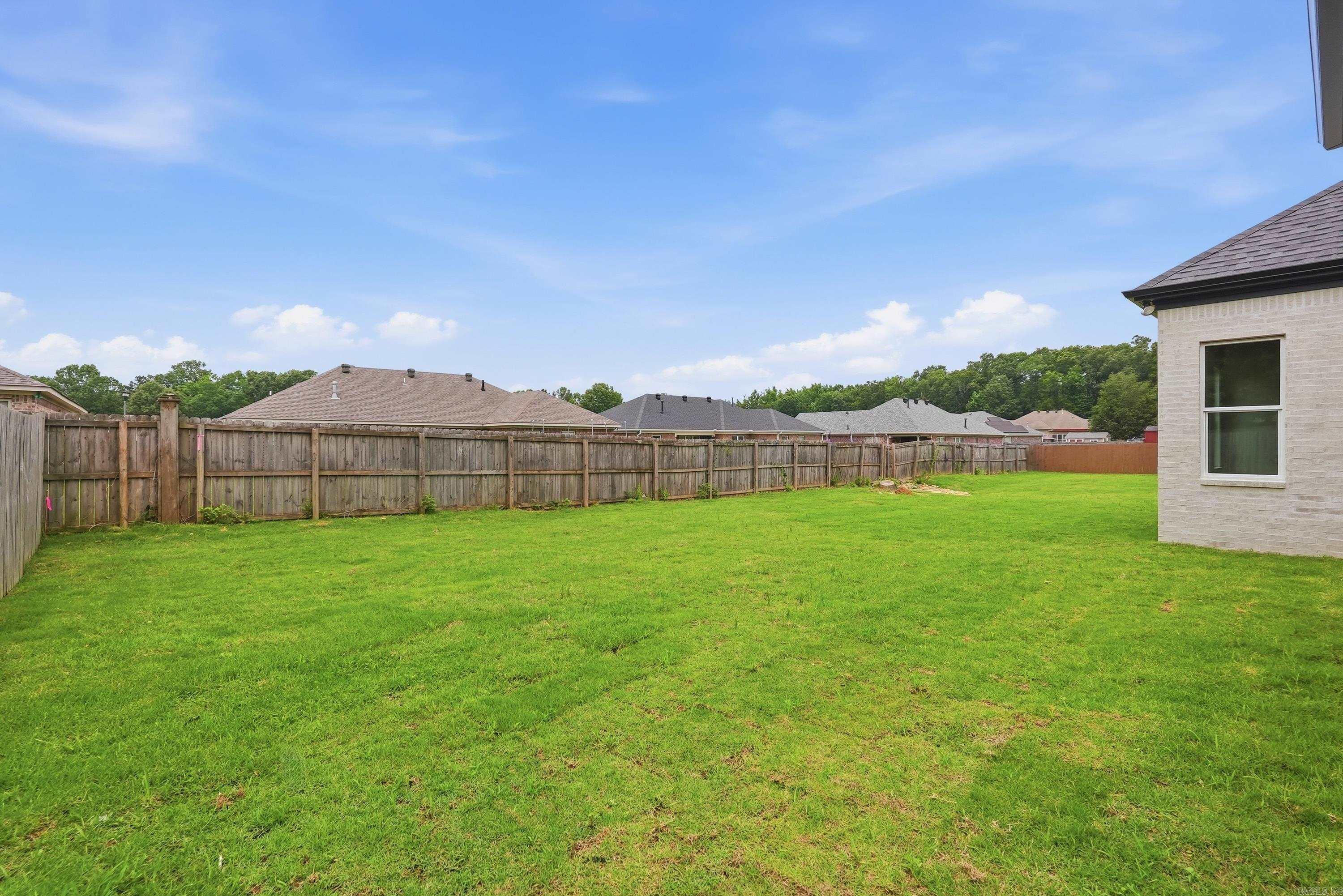KENWOOD ESTATES - Residential
