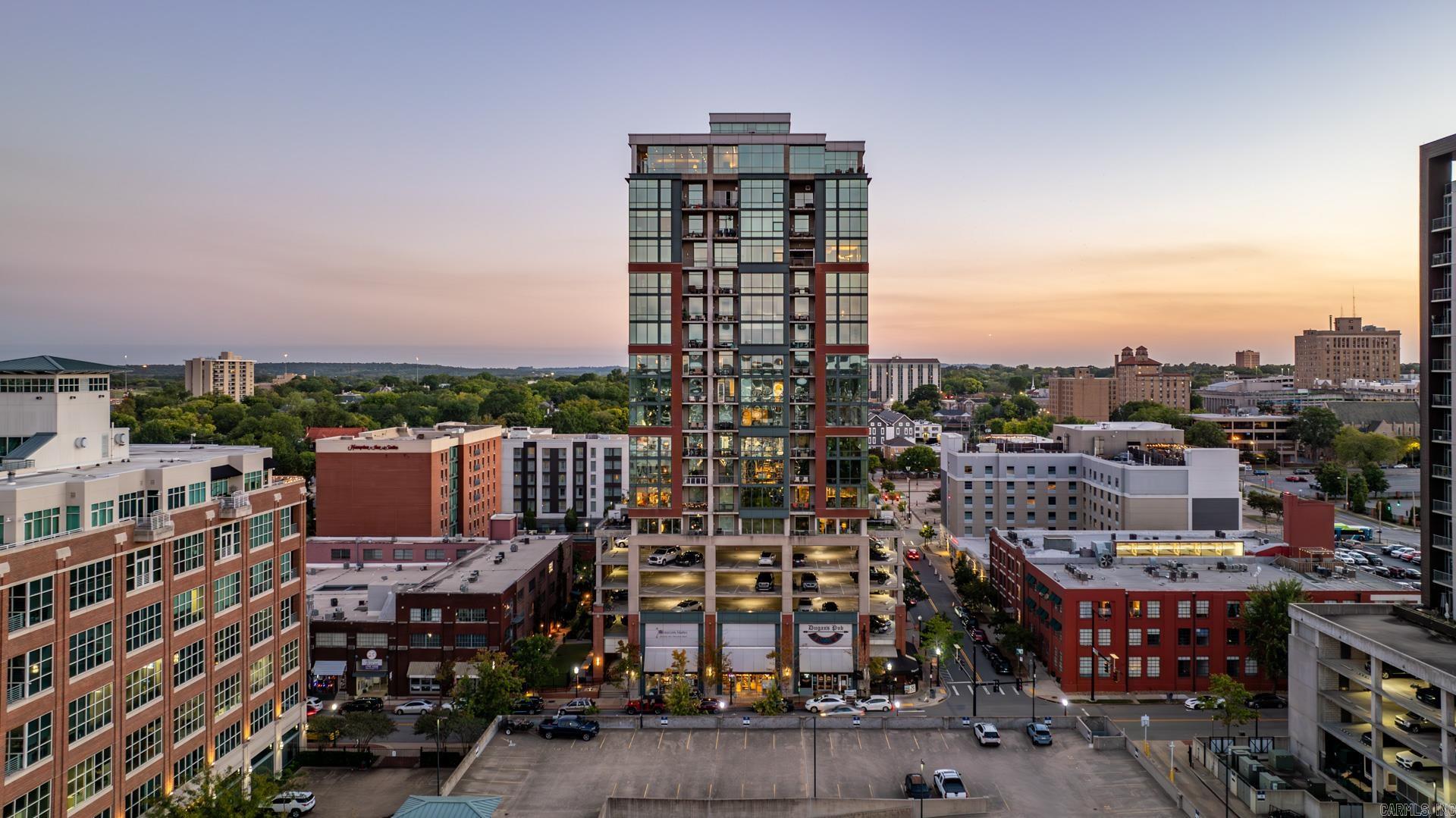 RIVER MARKET PLACE - Residential