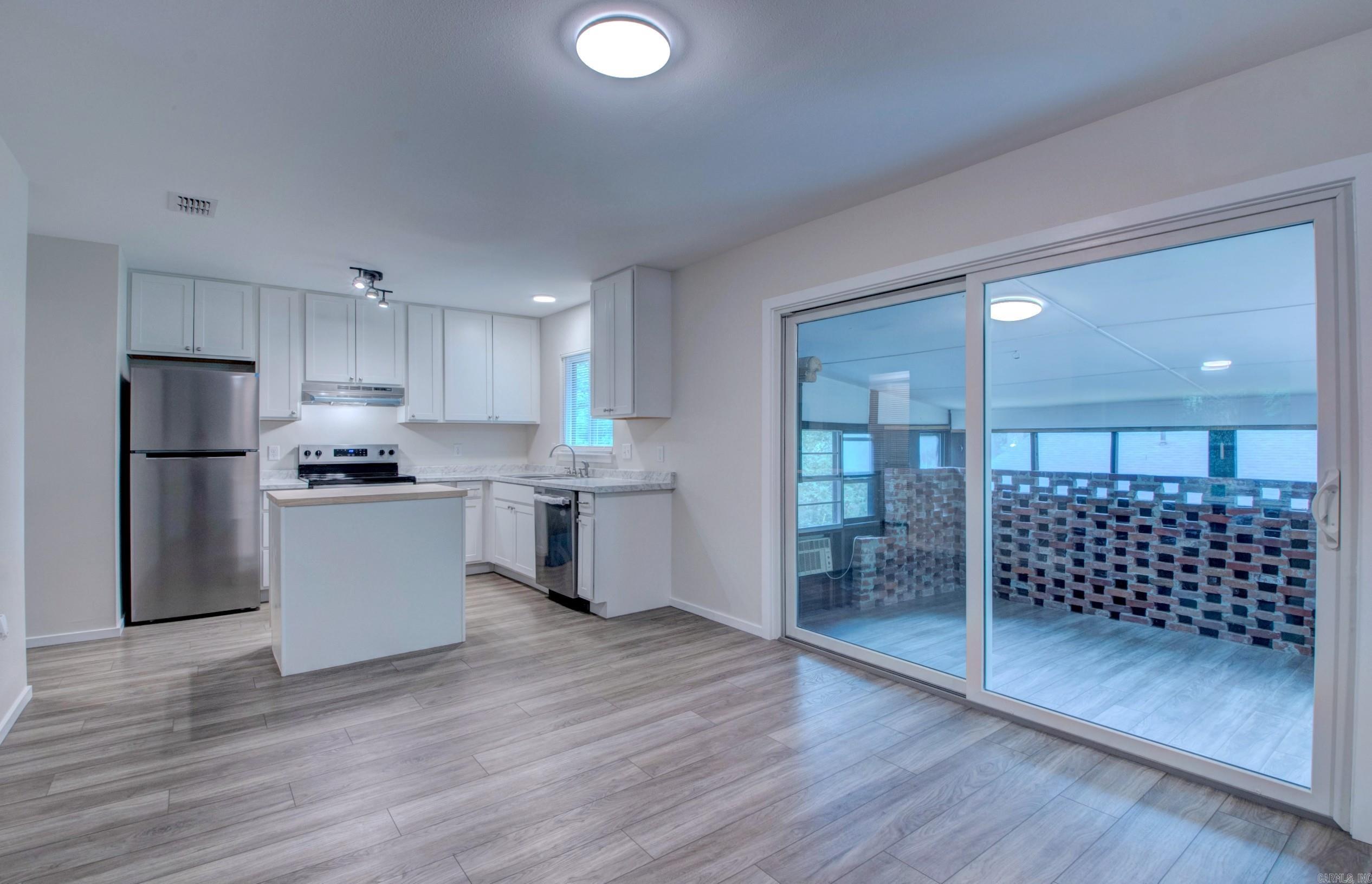 BIRCHWOOD - Residential