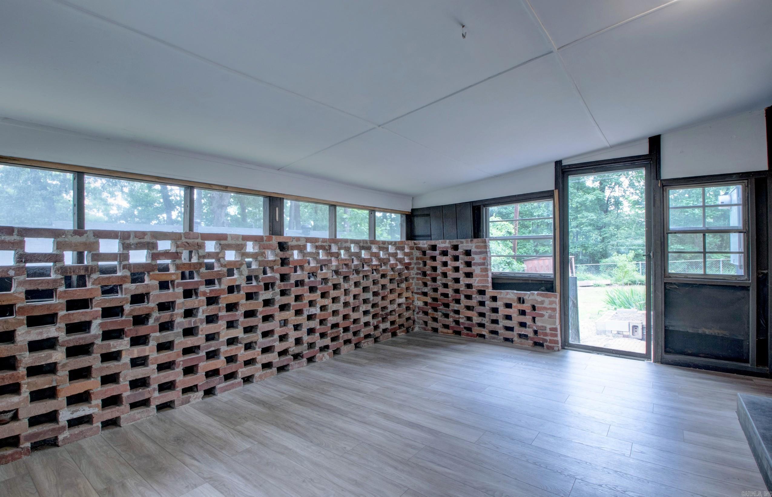 BIRCHWOOD - Residential