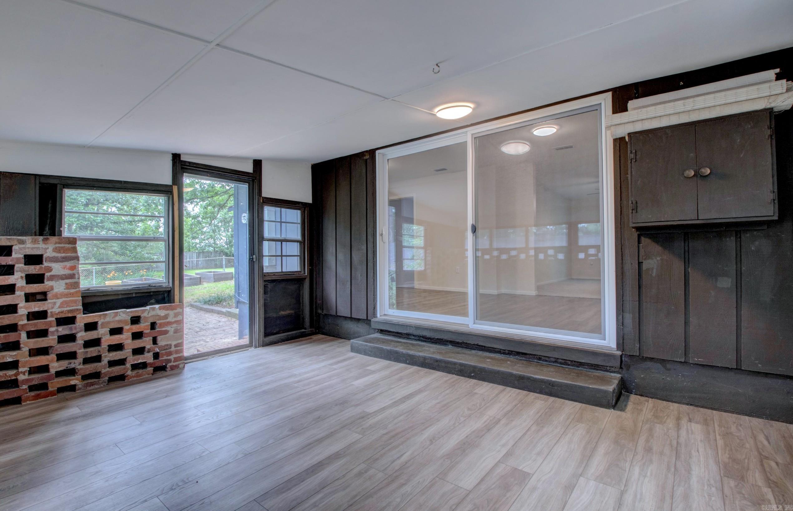 BIRCHWOOD - Residential