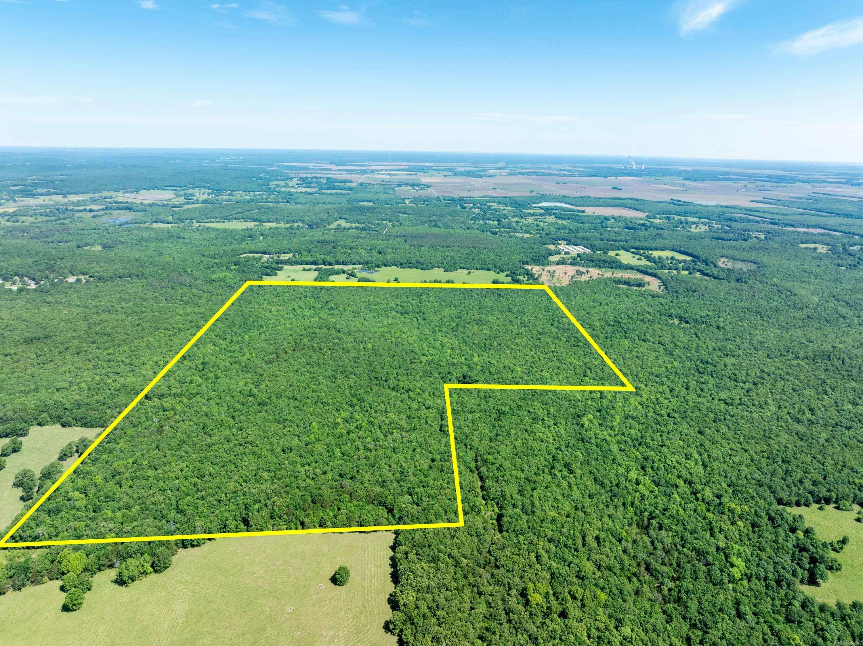 Premier Hunting Land in Independence County, Arkansas | Springs, Creek, Pond & Mature Timber This incredible hunting tract in Independence County, Arkansas offers everything serious hunters are looking for—abundant wildlife, year-round water, and seclusion. The property is loaded with white-tailed deer, turkey, black bear, quail, rabbit, and squirrel, making it a true multi-species hunting destination. What sets this property apart is the exceptional water features, including multiple natural springs flowing throughout the land, feeding into spring creeks, along with a pond. Properties with this kind of consistent water source are rare and highly desirable for sustaining wildlife. The land is covered in mature timber, providing excellent cover and habitat. Established trails run throughout the property, allowing access by ATV or side-by-side, though some areas could use light clearing. Access is via a legal easement, offering added privacy and limited traffic—ideal for a controlled hunting environment. If you're looking for a private hunting retreat or recreational property, this one delivers. Hard to find, water-rich, and wildlife-loaded—don’t miss it.