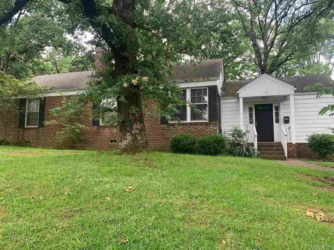Lovely & cozy on TWO LOTS in the heart of the Heights! So much potential here!