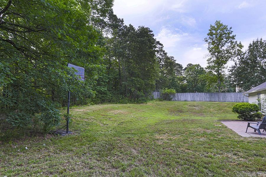 RIVER OAKS - Residential
