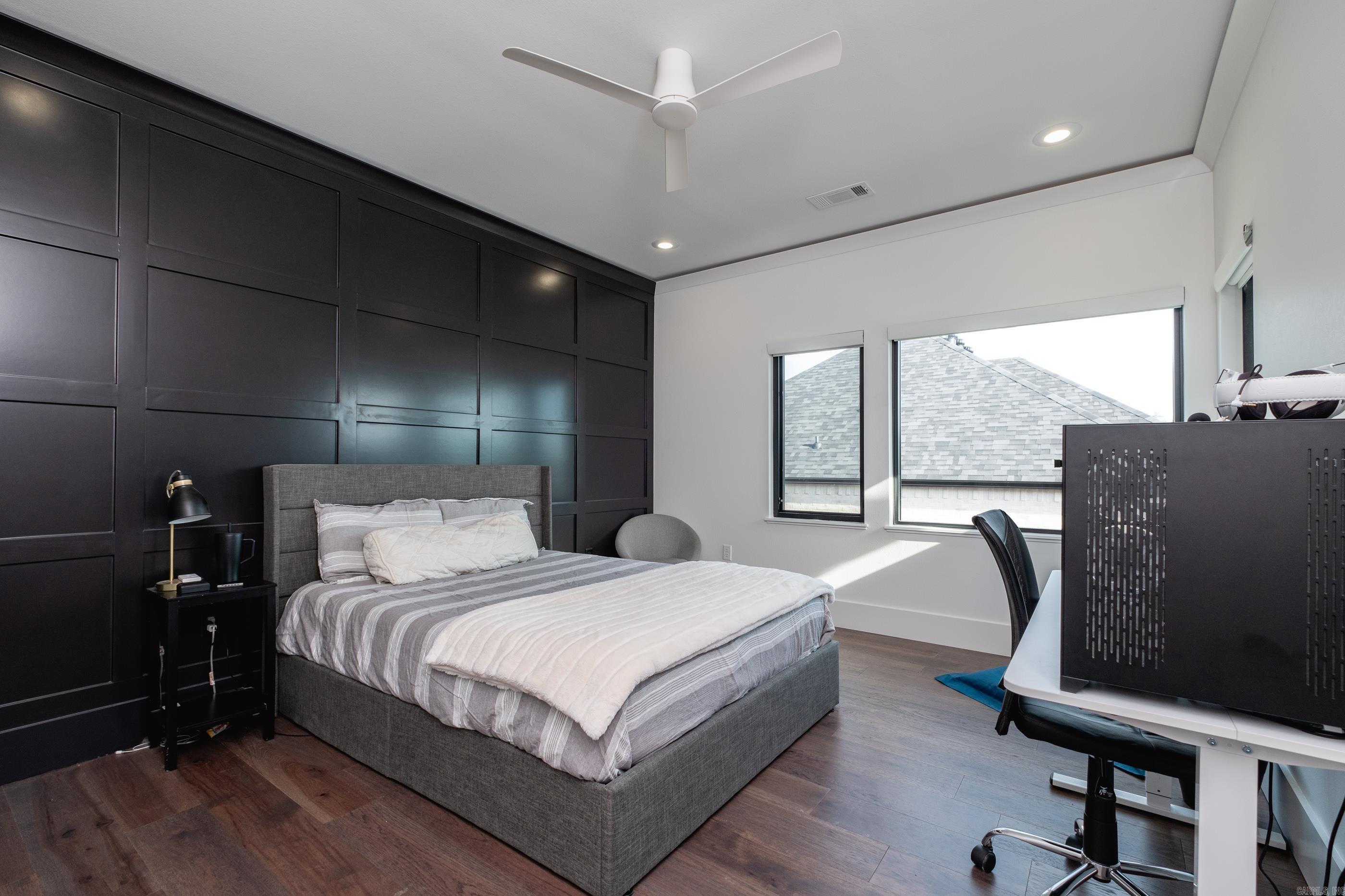 CHENAL VALLEY "FALSTONE COURT" - Residential
