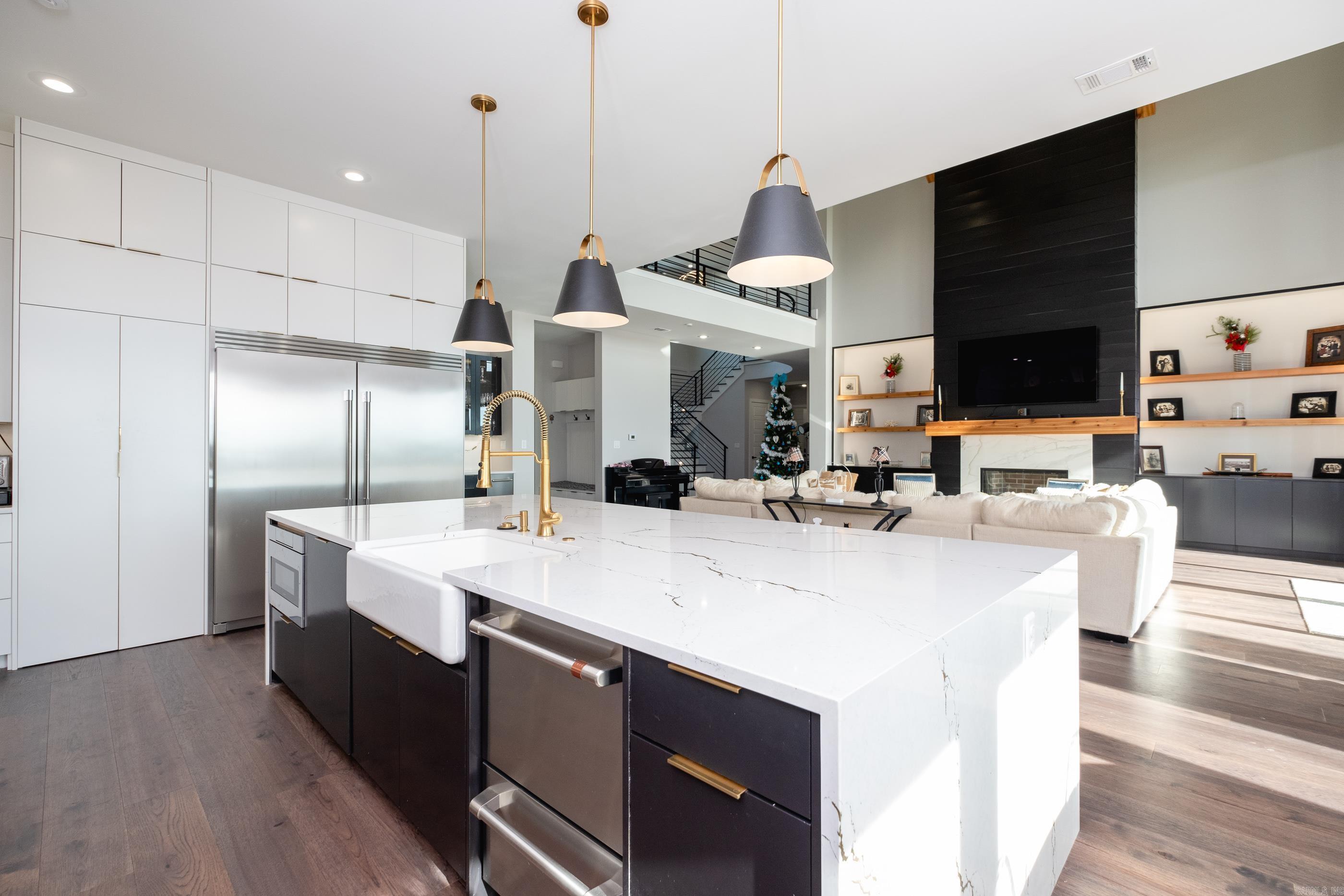 CHENAL VALLEY "FALSTONE COURT" - Residential
