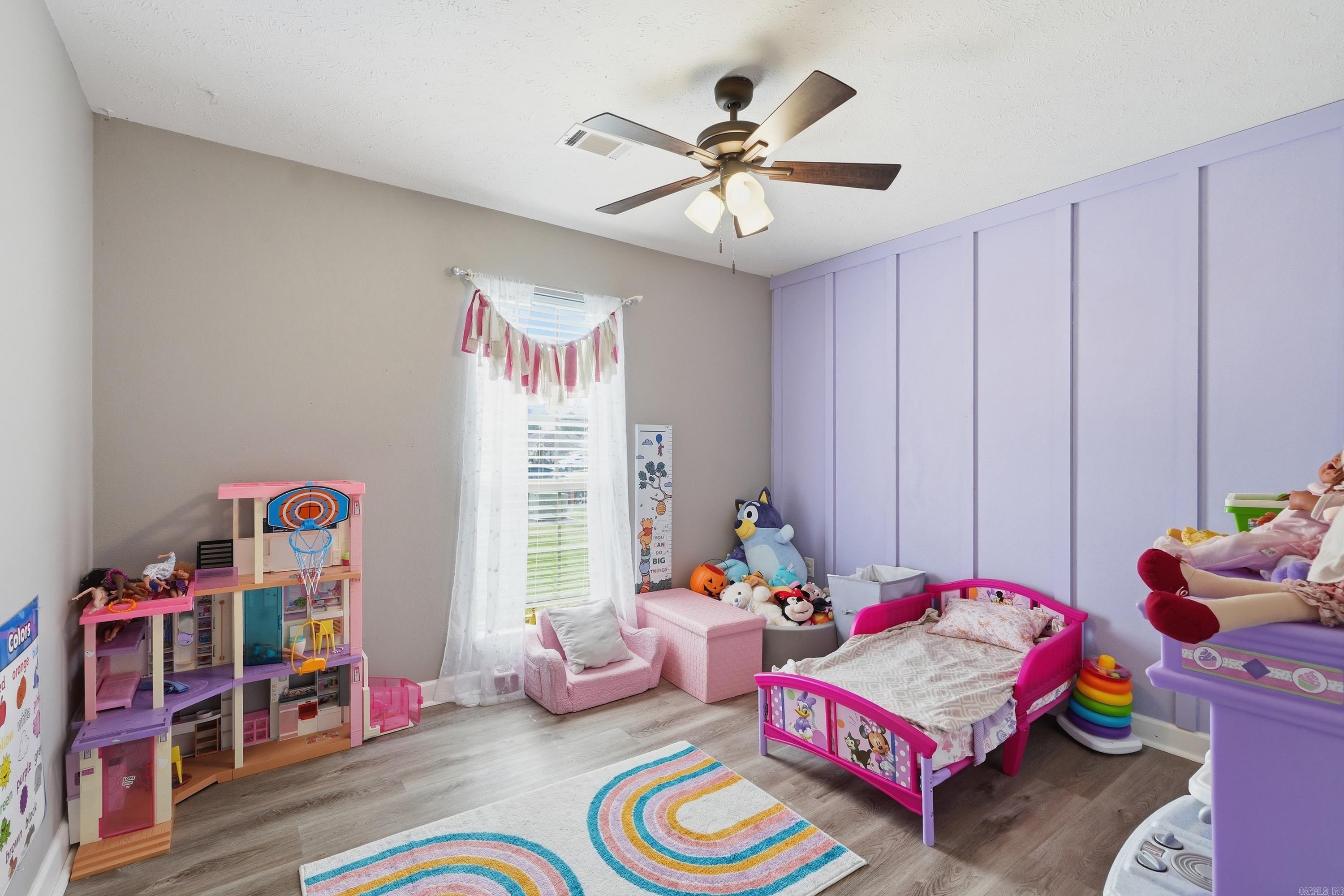 JEWELS ESTATES - Residential