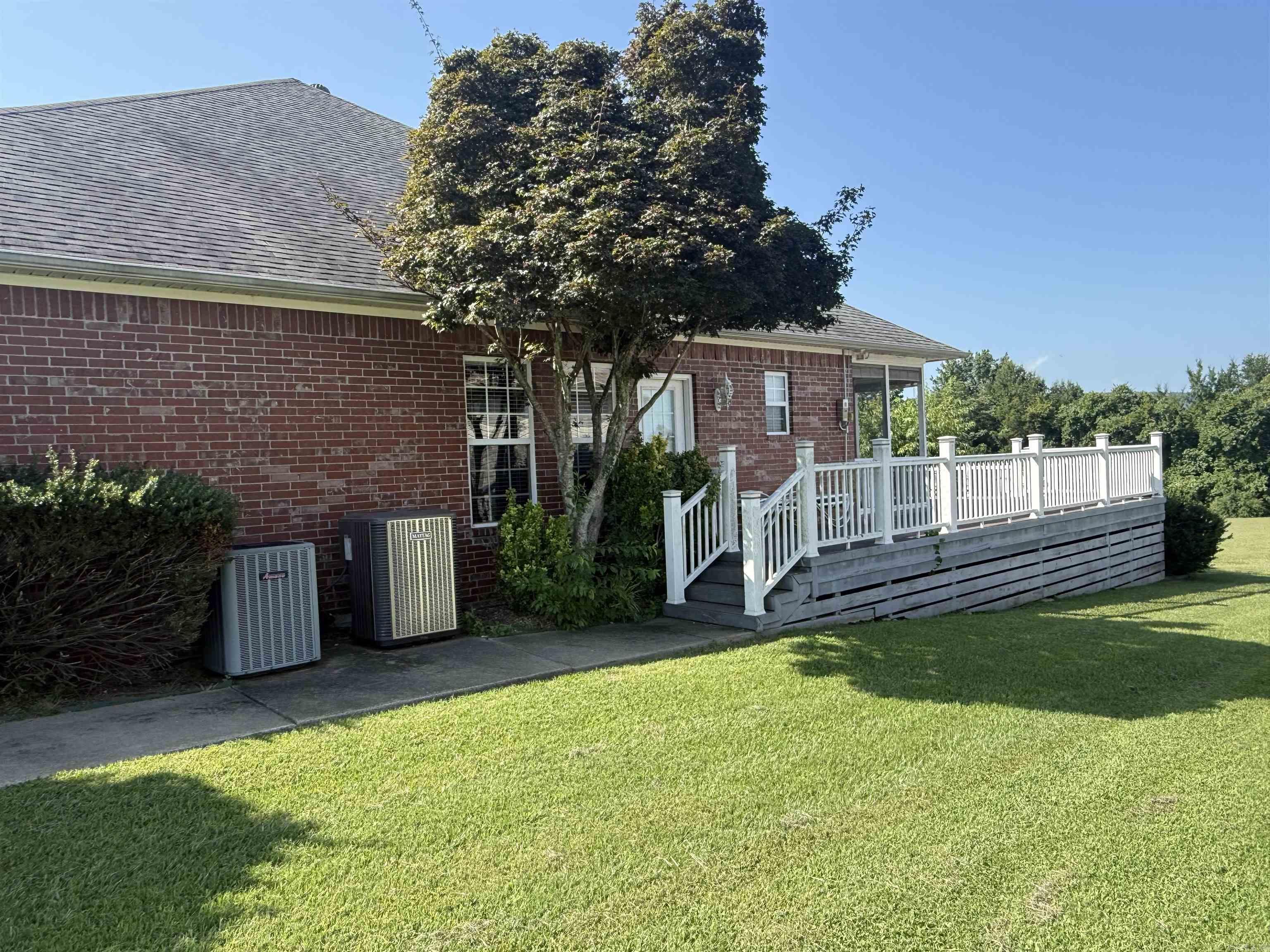 LANDING AT EMERALD ISLE - LAKE - Residential