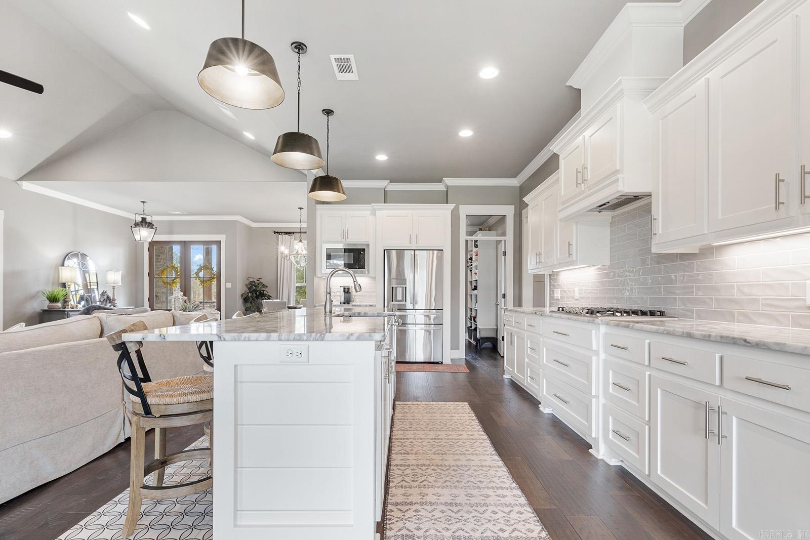 THE VINEYARD - Residential