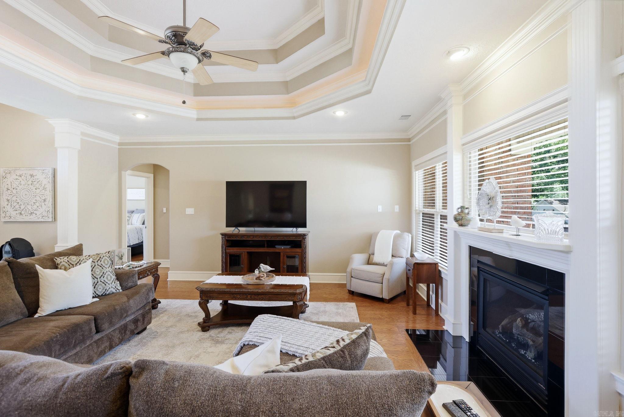 OAKBROOKE - Residential