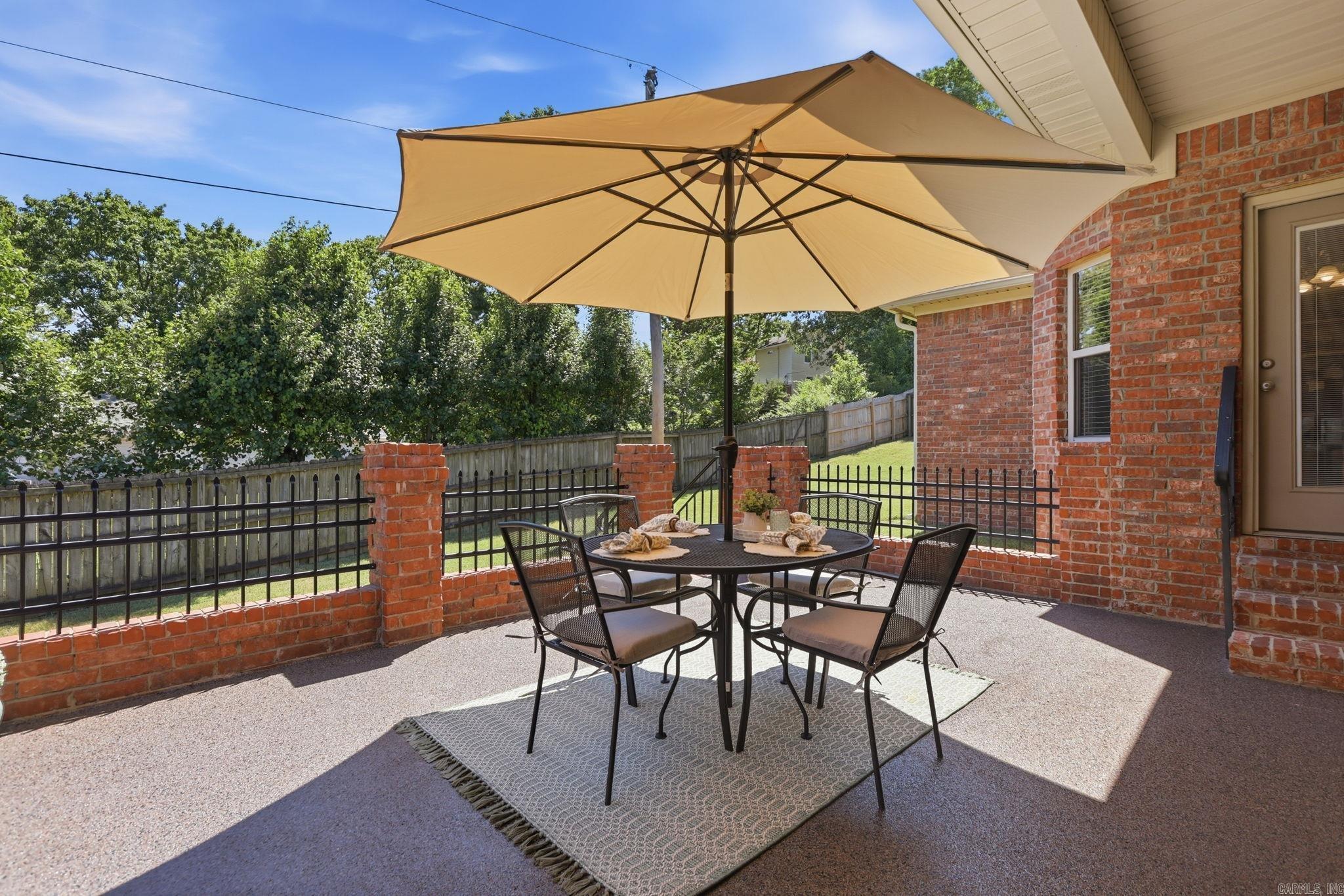 OAKBROOKE - Residential