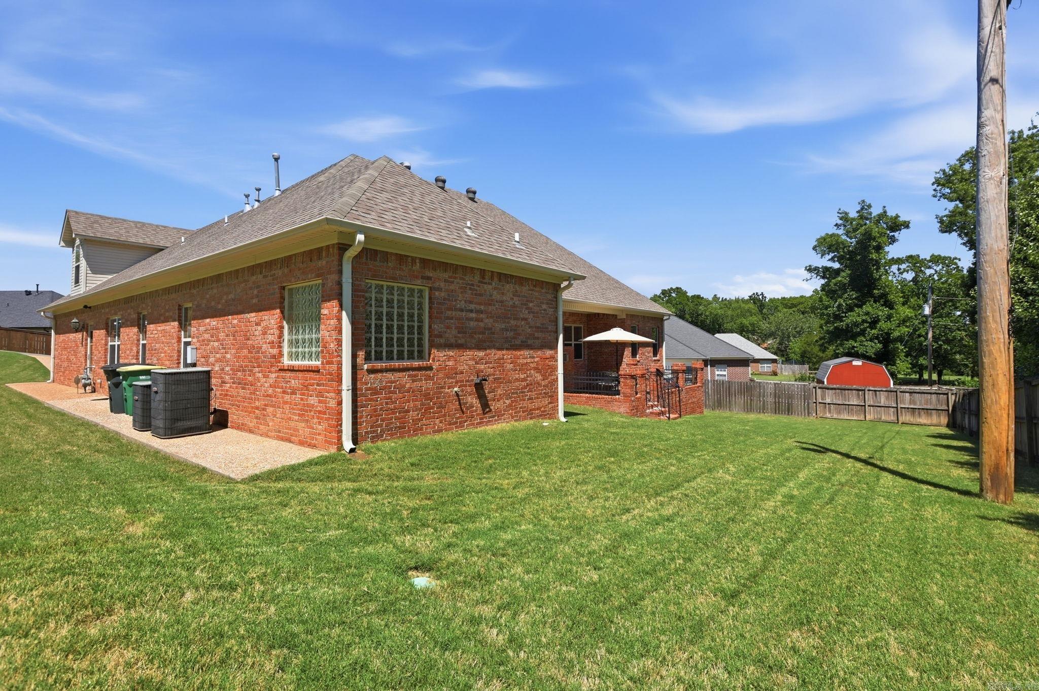OAKBROOKE - Residential
