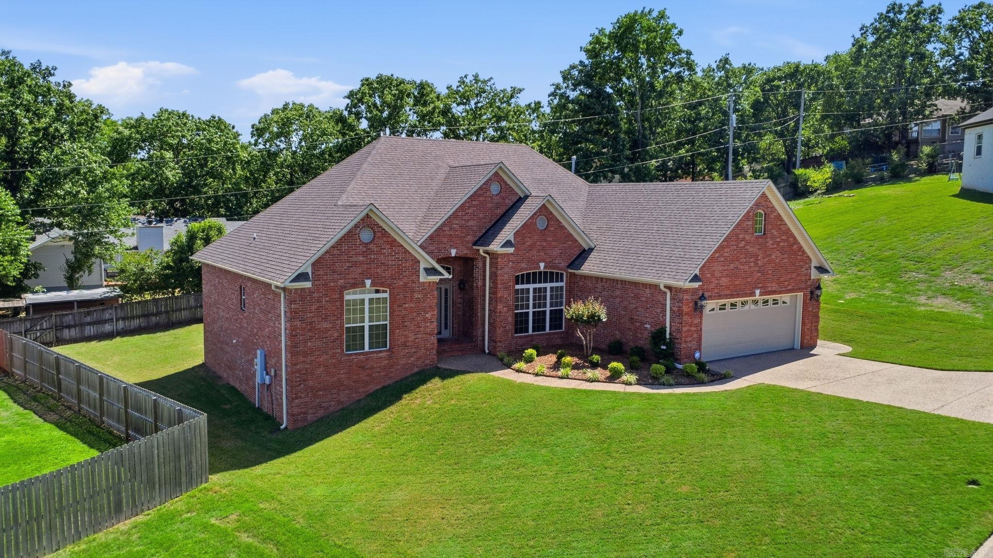 OAKBROOKE - Residential